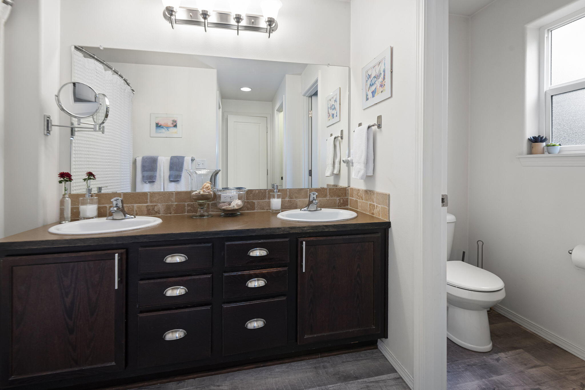 2799 NE Aldrich Avenue