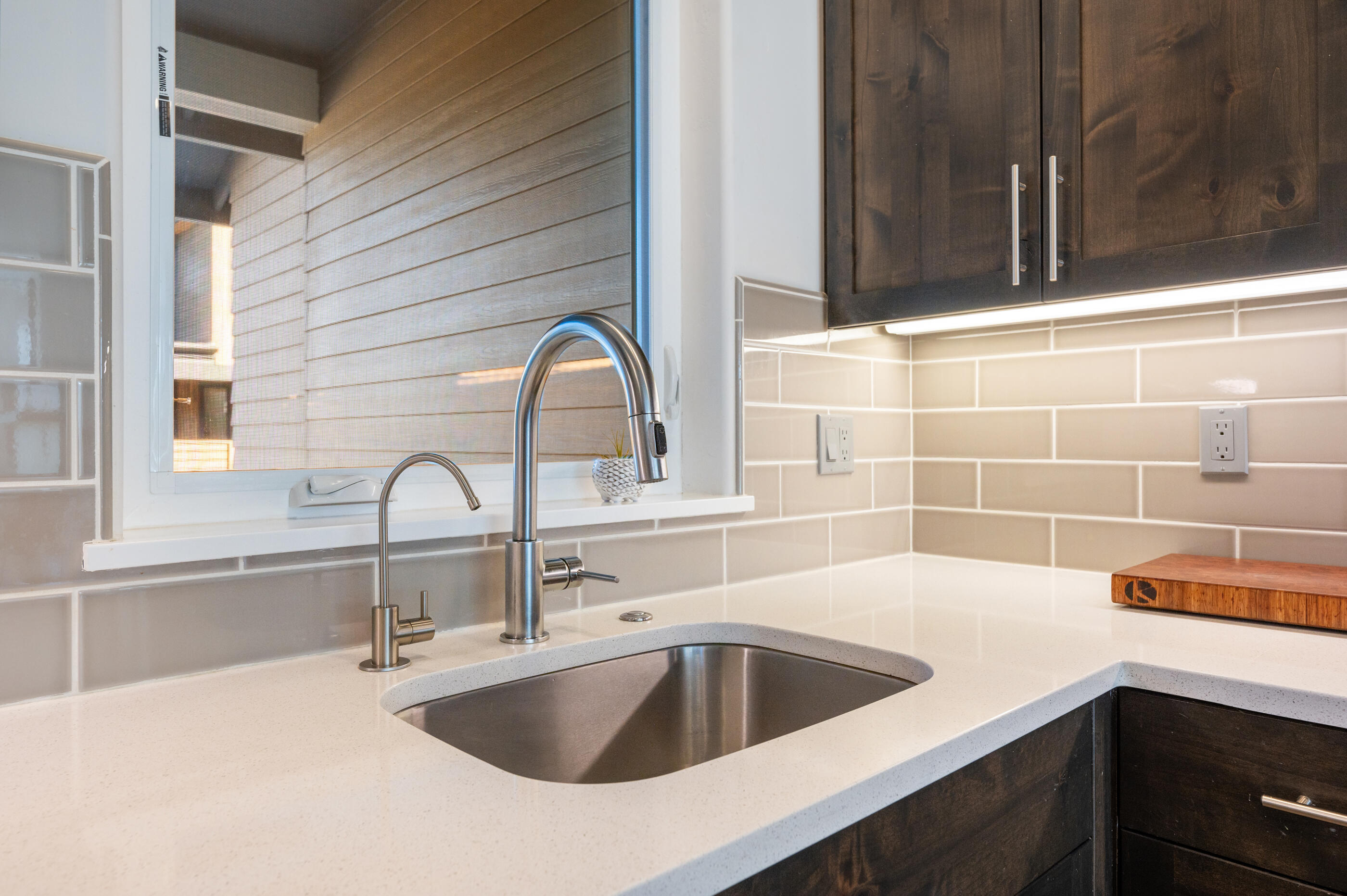 61586 SW Blakely Road