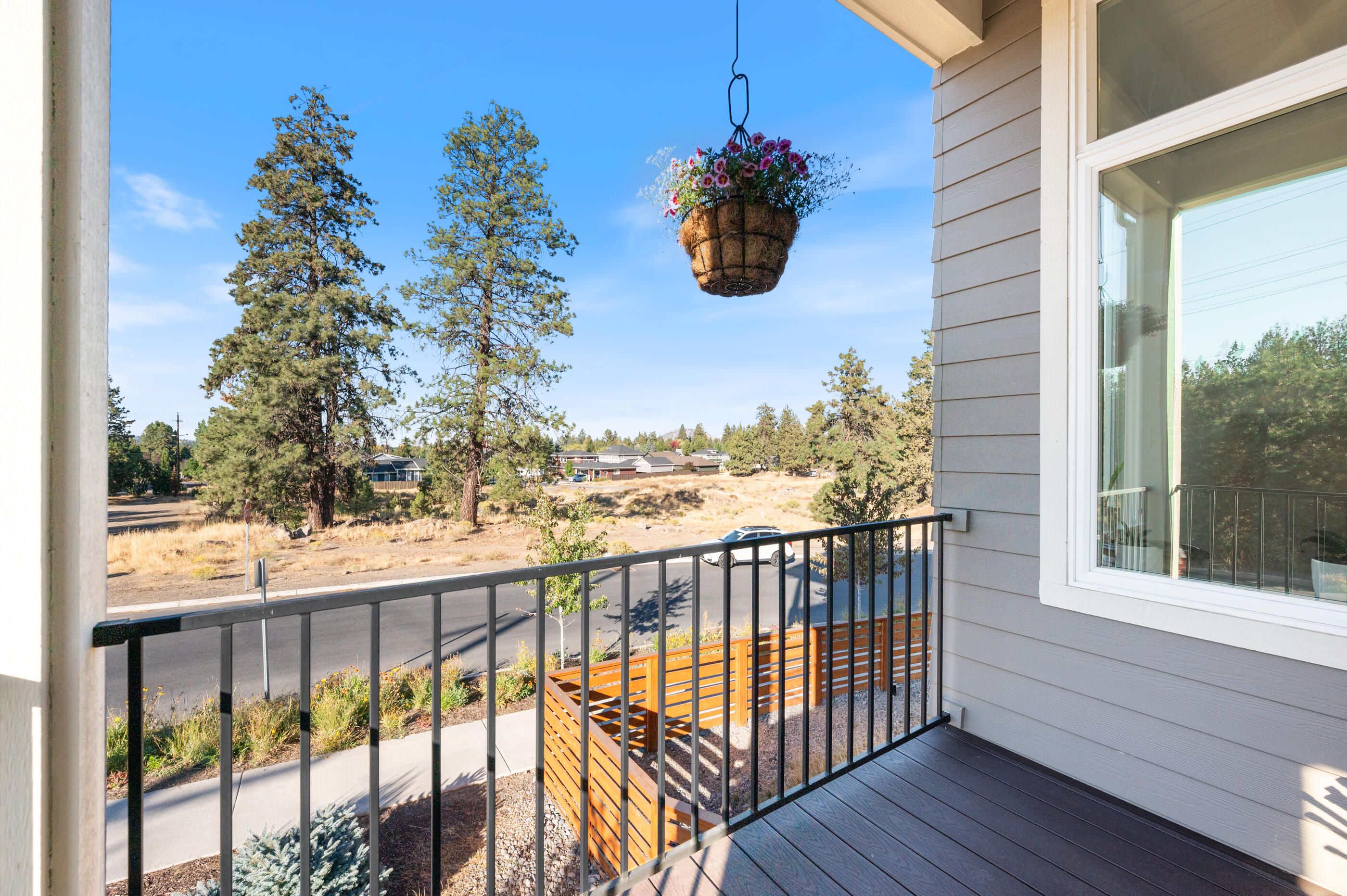 61586 SW Blakely Road