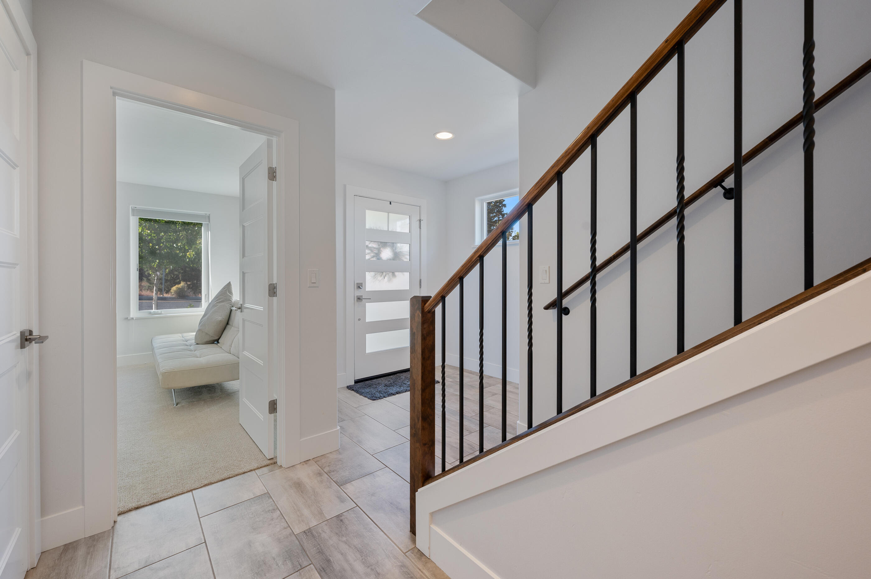 61586 SW Blakely Road