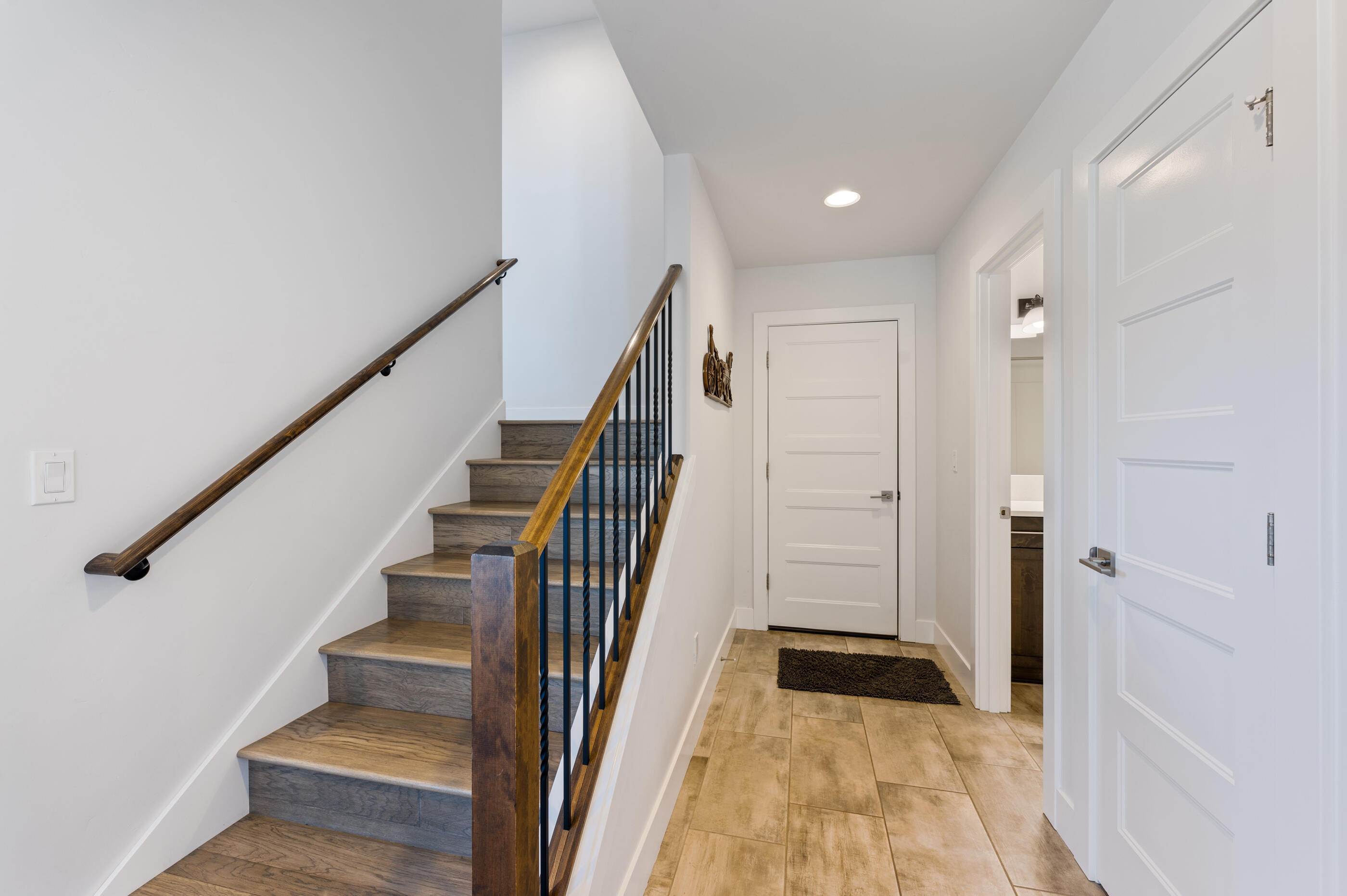 61586 SW Blakely Road