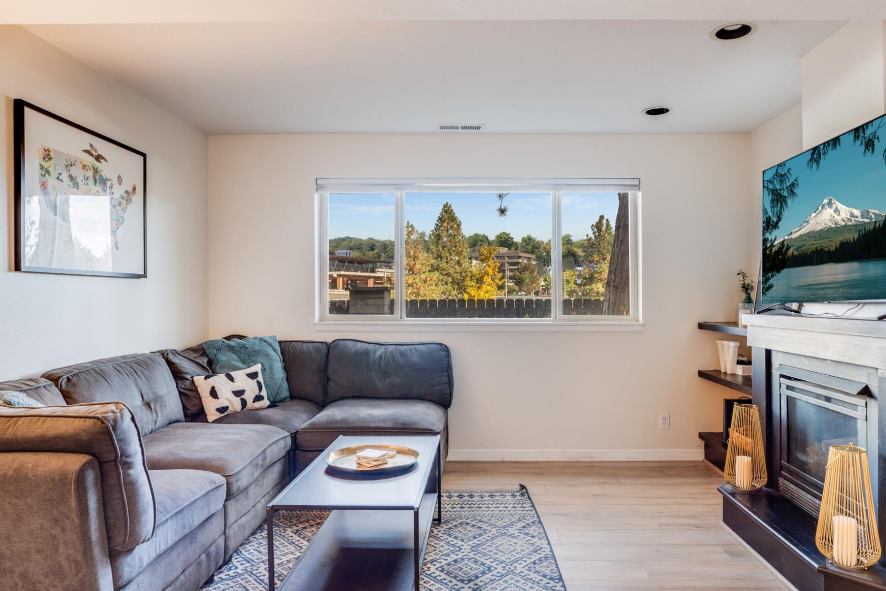 1801 NE Purcell Boulevard, Unit 7