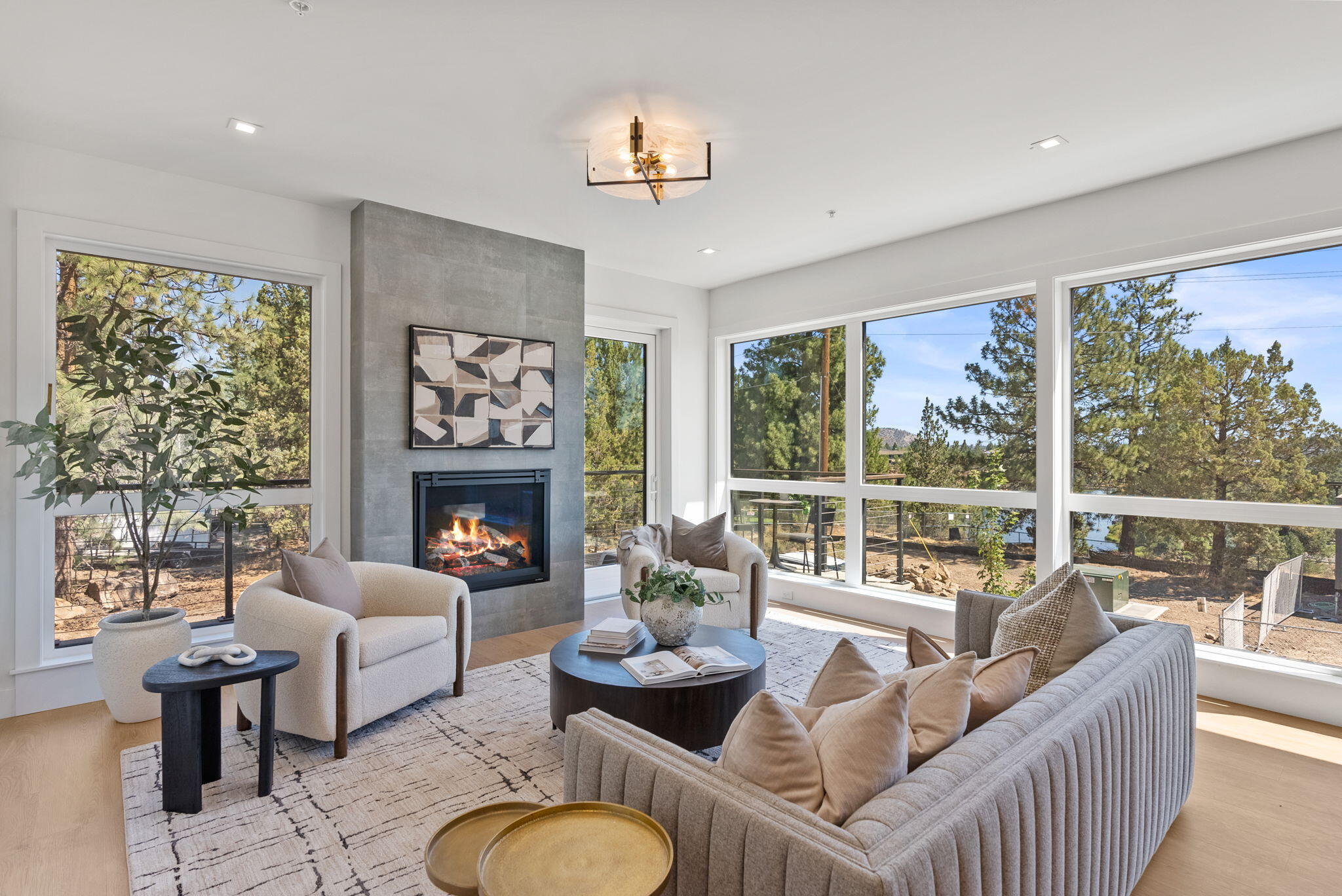 1140 SW Mt Bachelor Drive, E301, Bend Unit: E301