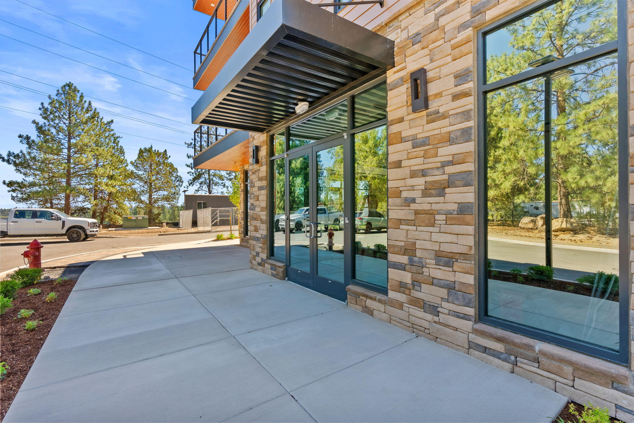 1140 SW Mt Bachelor Drive, E301, Bend Unit: E301