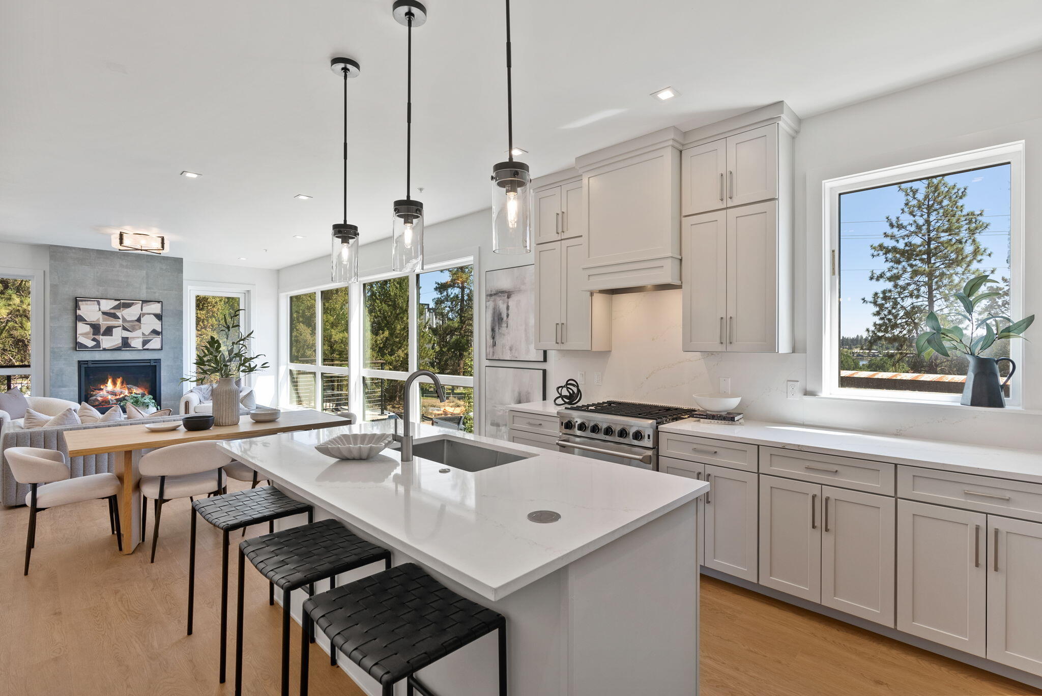 1140 SW Mt Bachelor Drive, E301, Bend Unit: E301