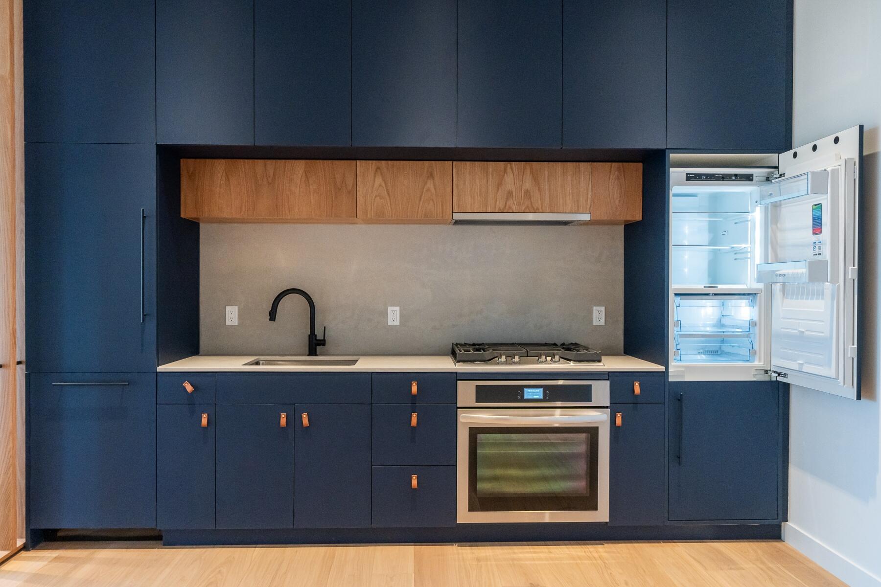 2745 NW Ordway Avenue, 308