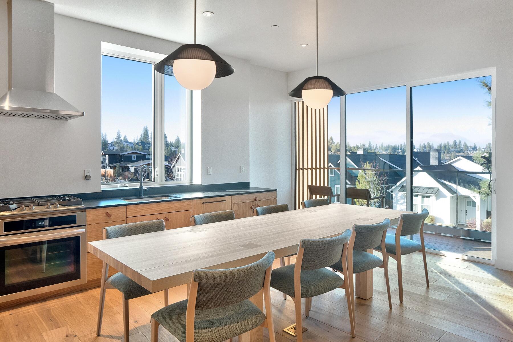 2745 NW Ordway Avenue, 308