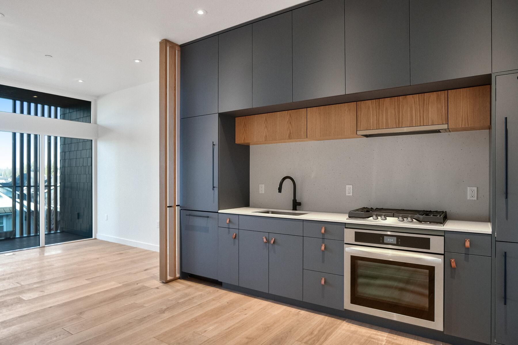 2745 NW Ordway Avenue, 308