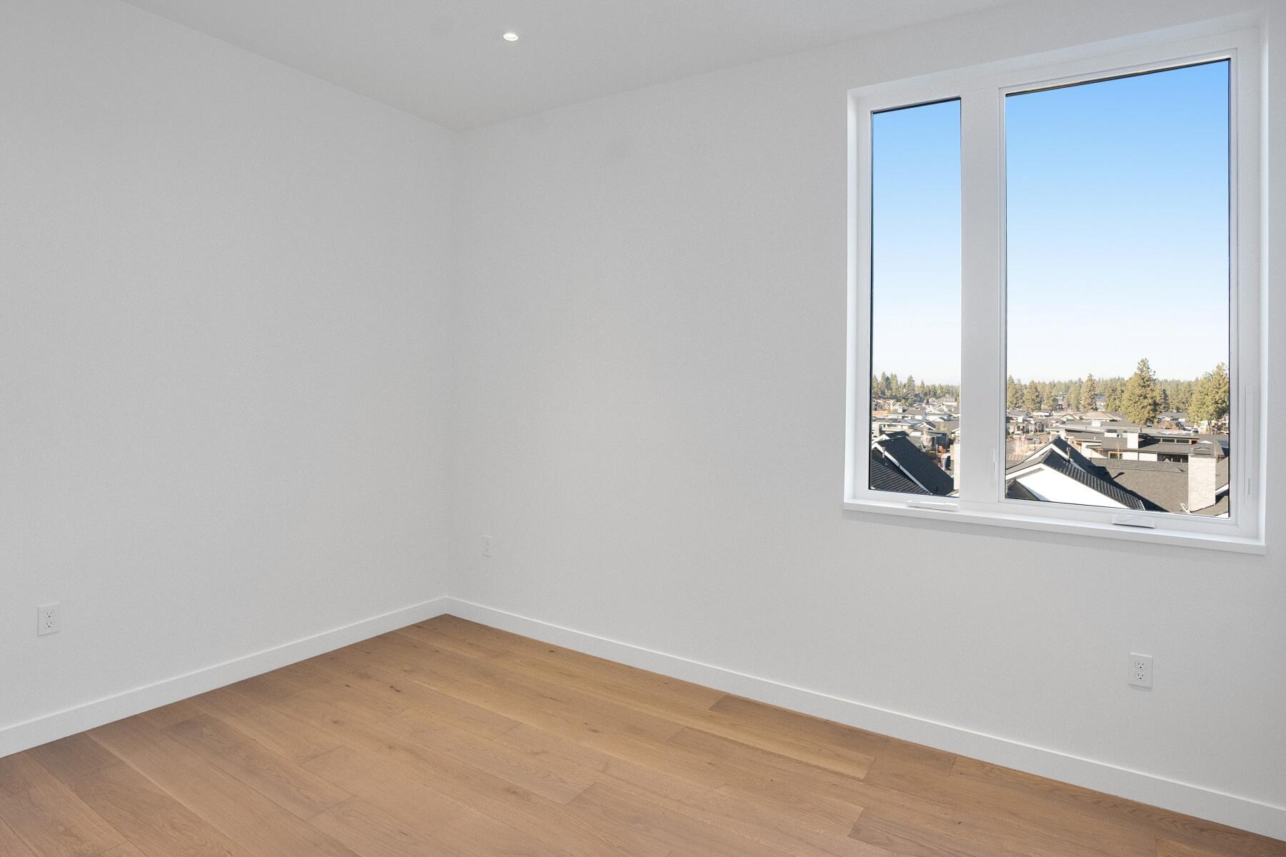 2745 NW Ordway Avenue, 308