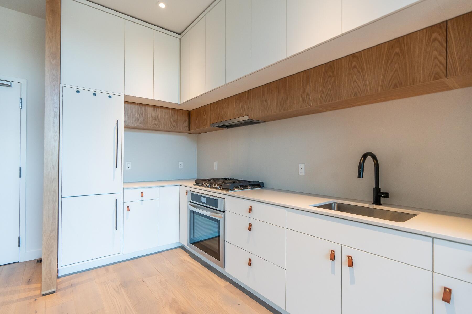 2745 NW Ordway Avenue, 308