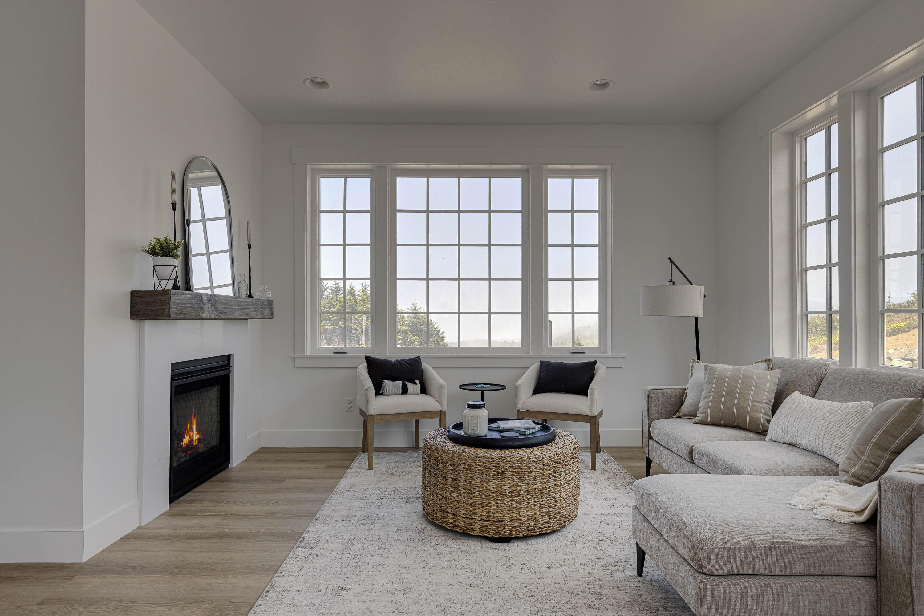 1152 NE Seascape Avenue, 13