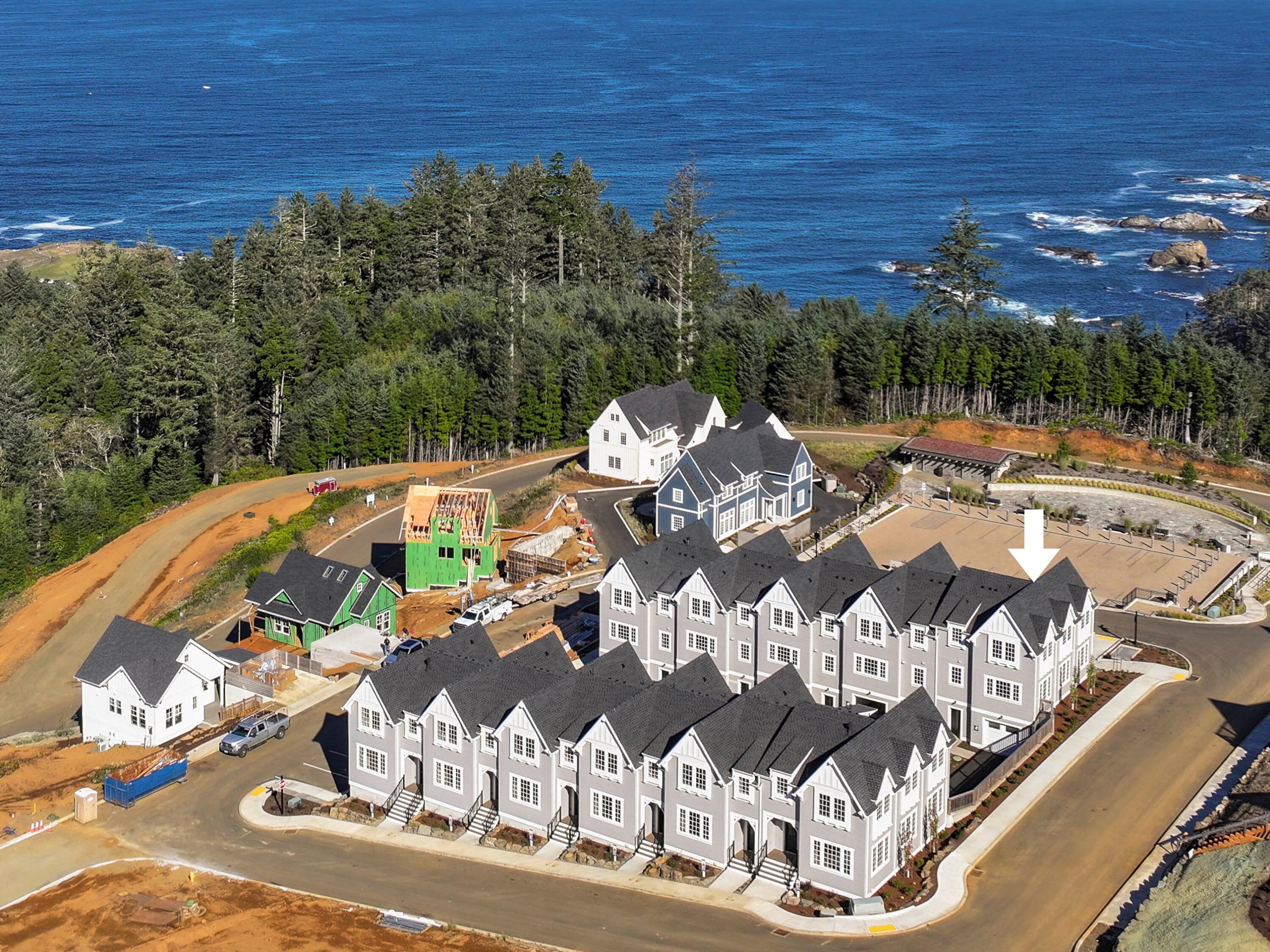 1152 NE Seascape Avenue, 13