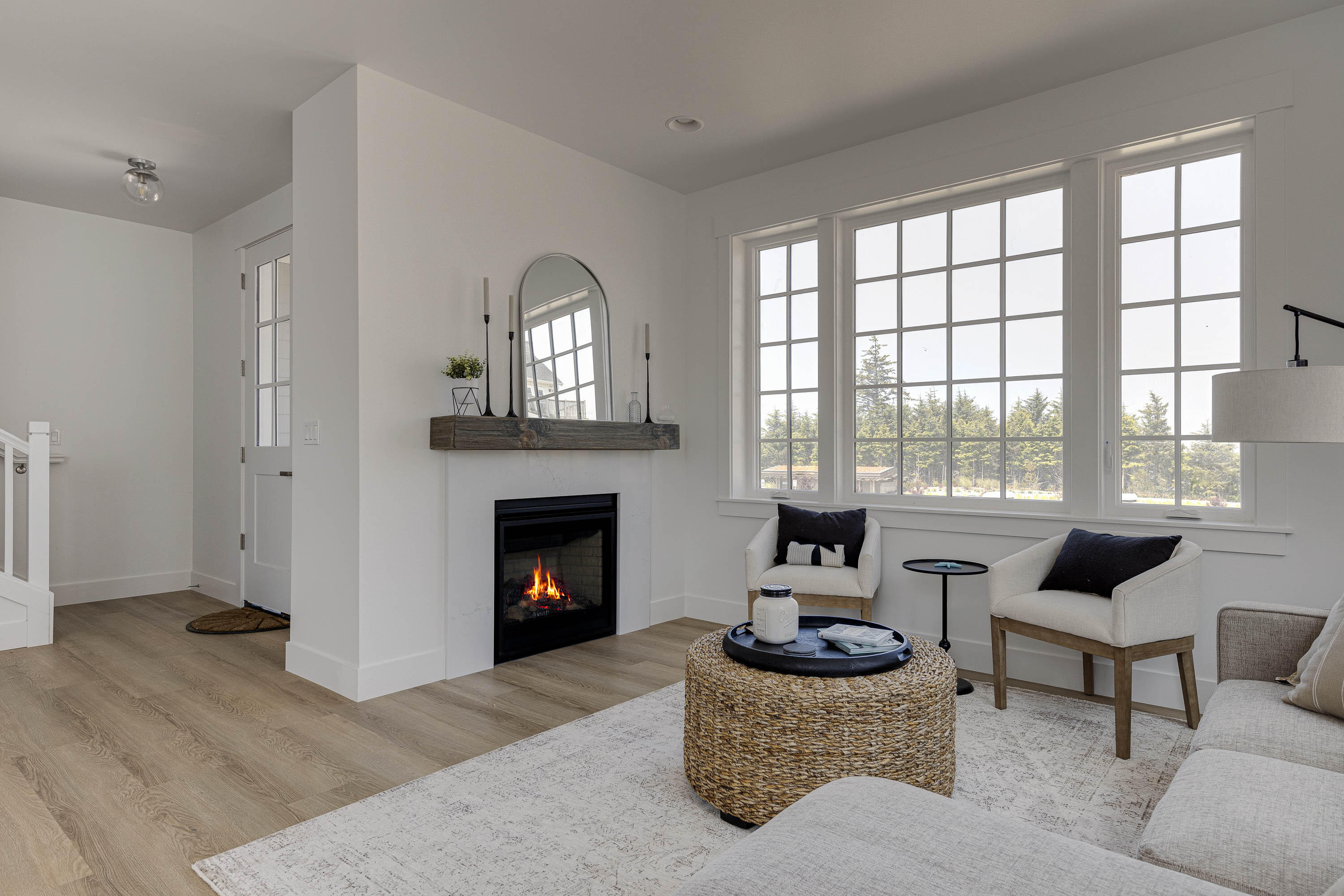 1152 NE Seascape Avenue, 13