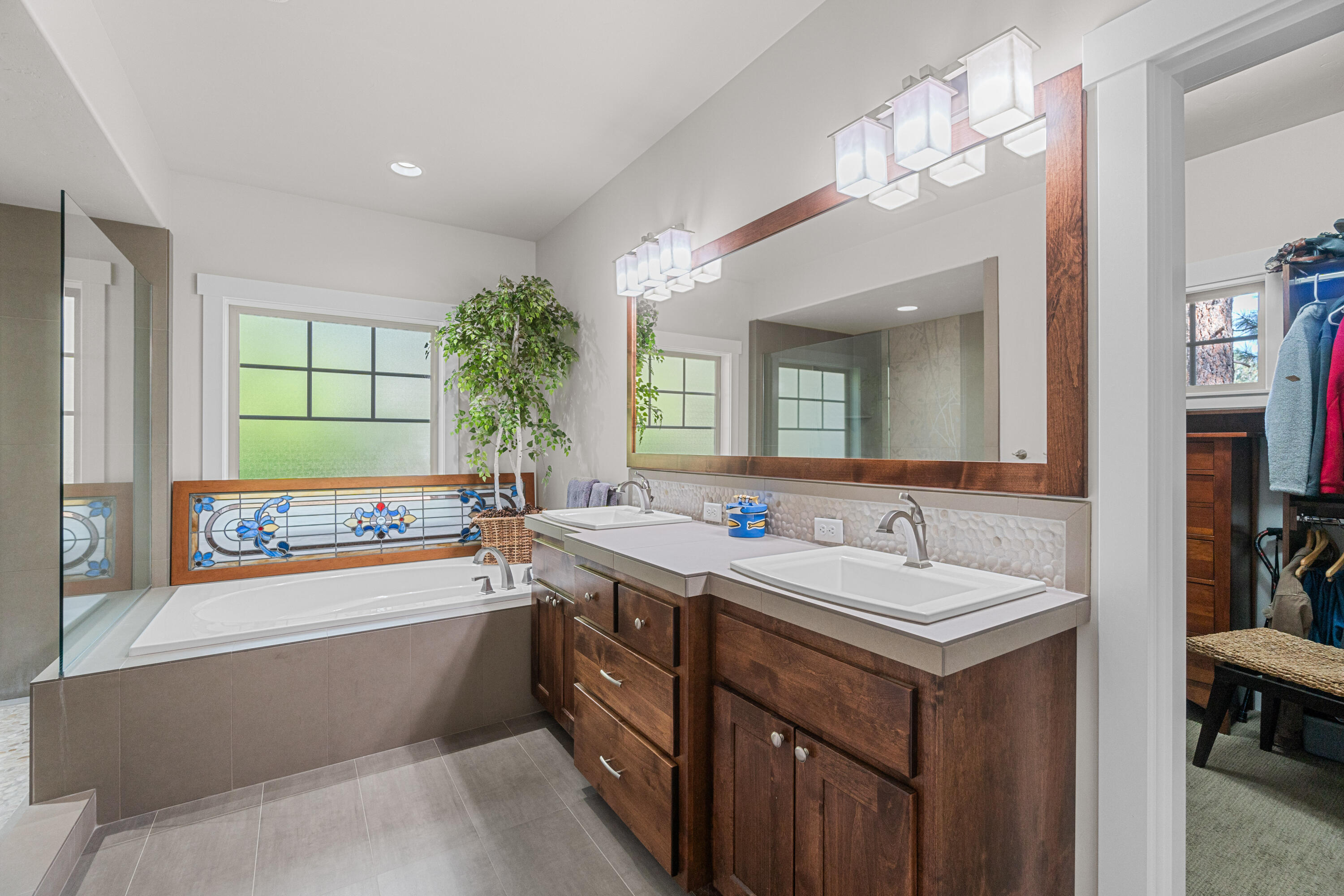 2681 NW Champion Circle