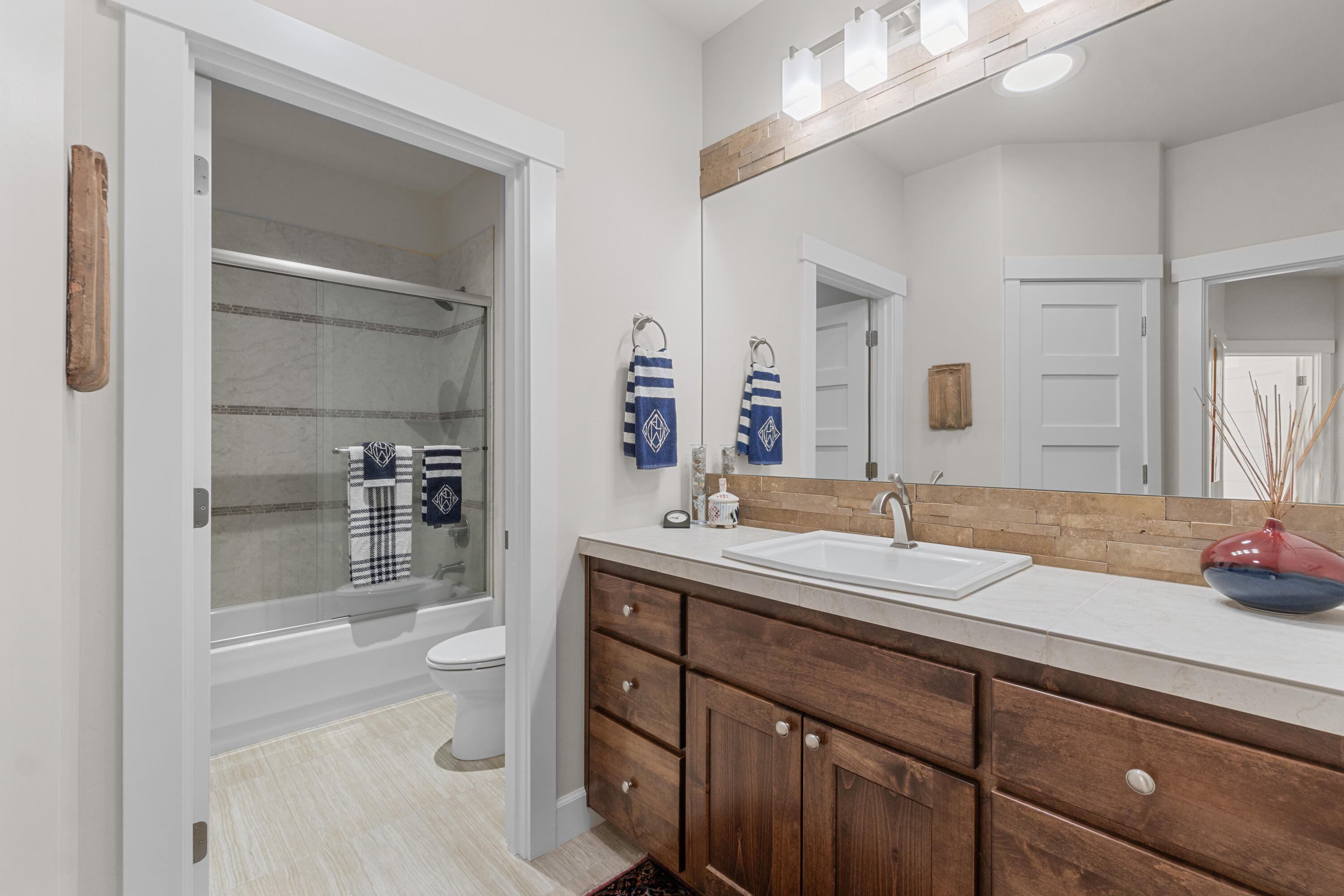 2681 NW Champion Circle