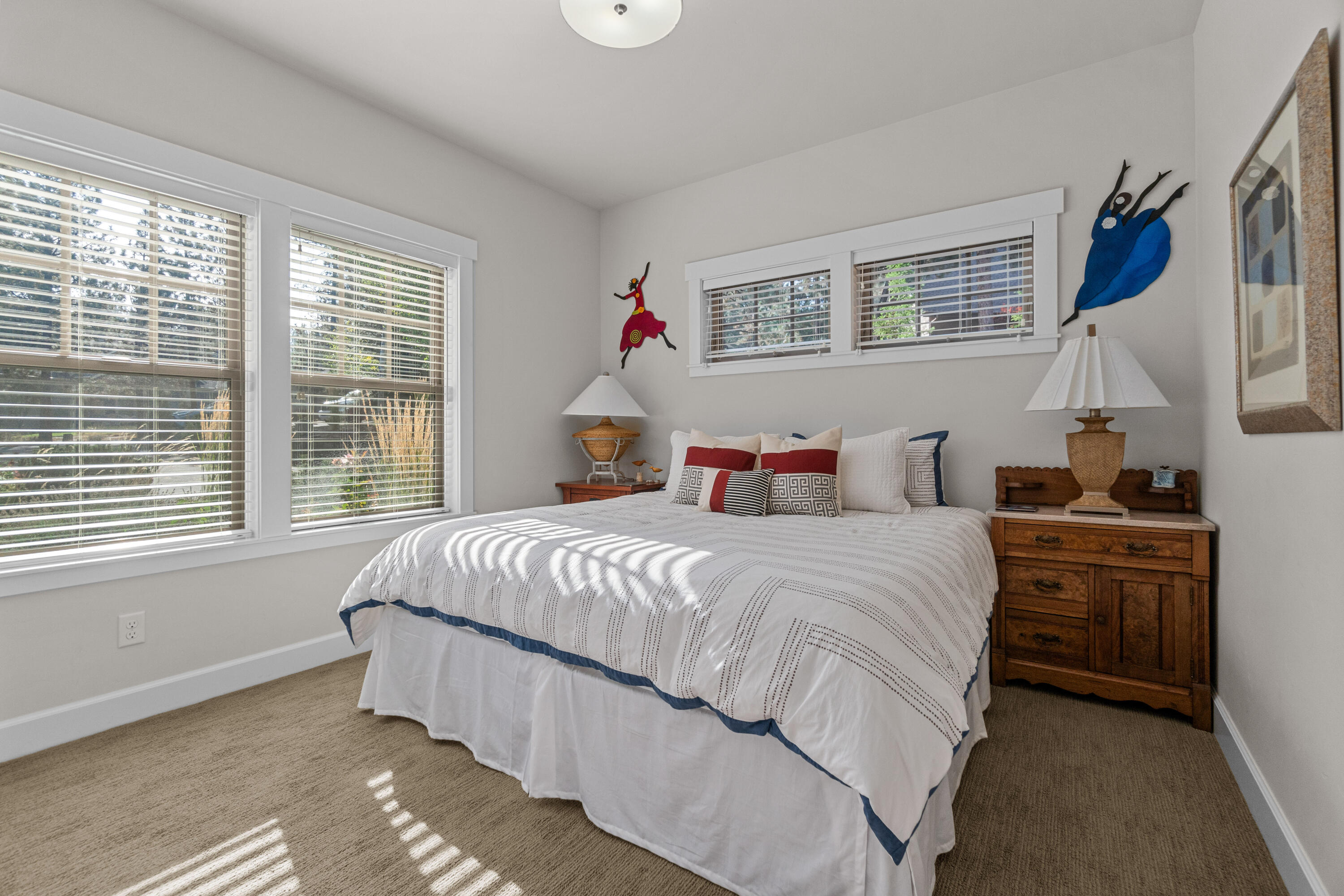 2681 NW Champion Circle