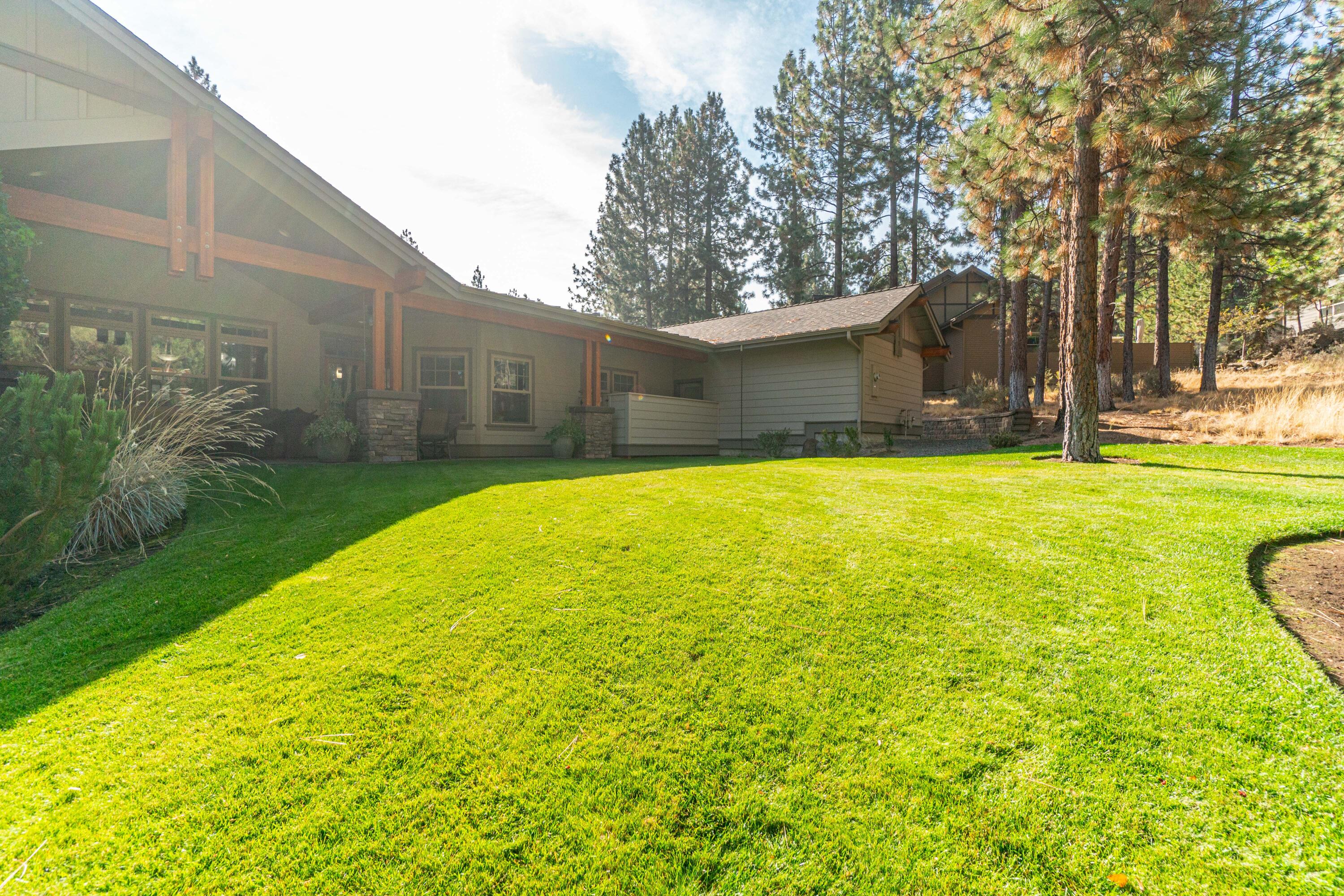 2681 NW Champion Circle