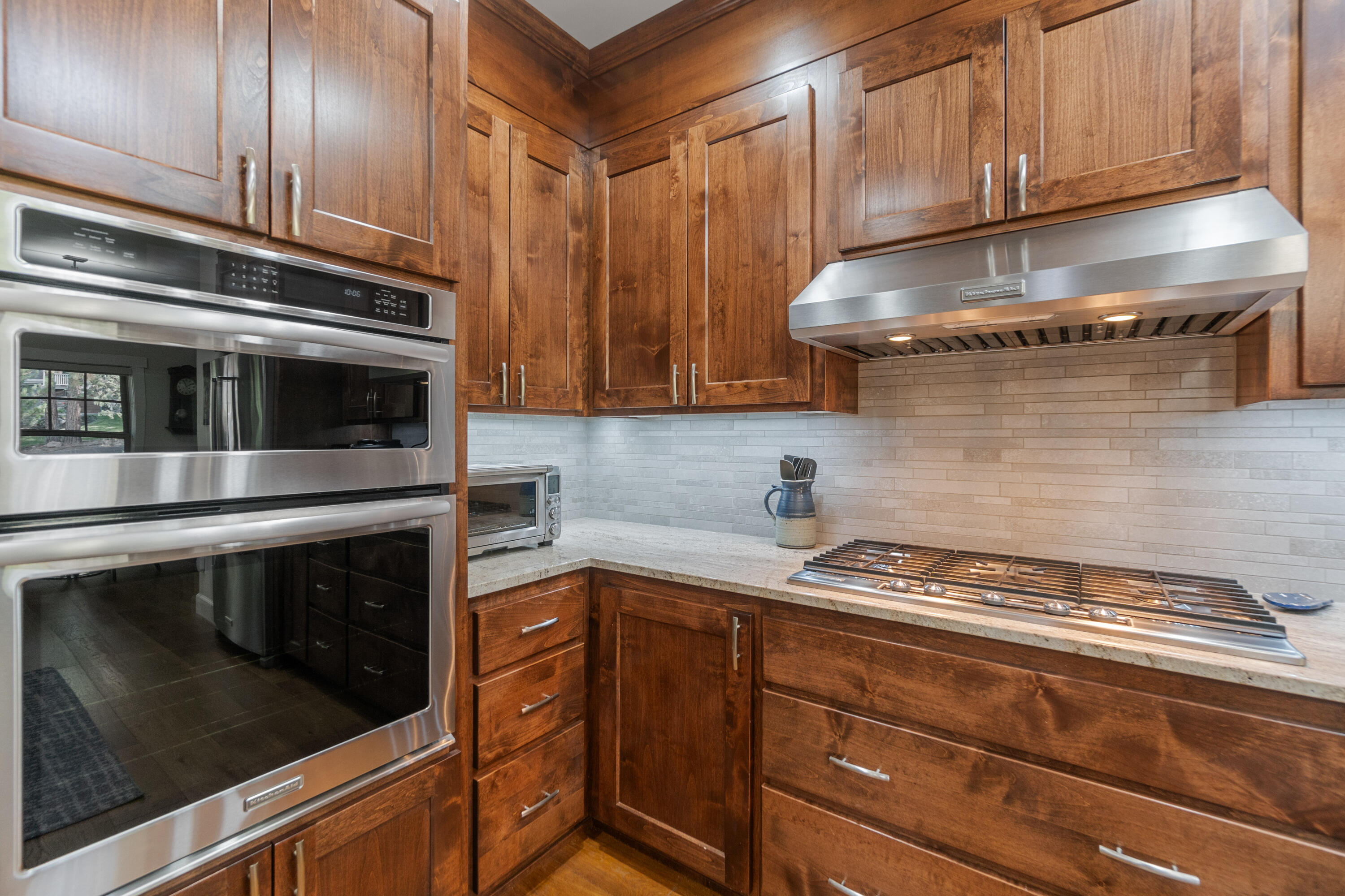 2681 NW Champion Circle