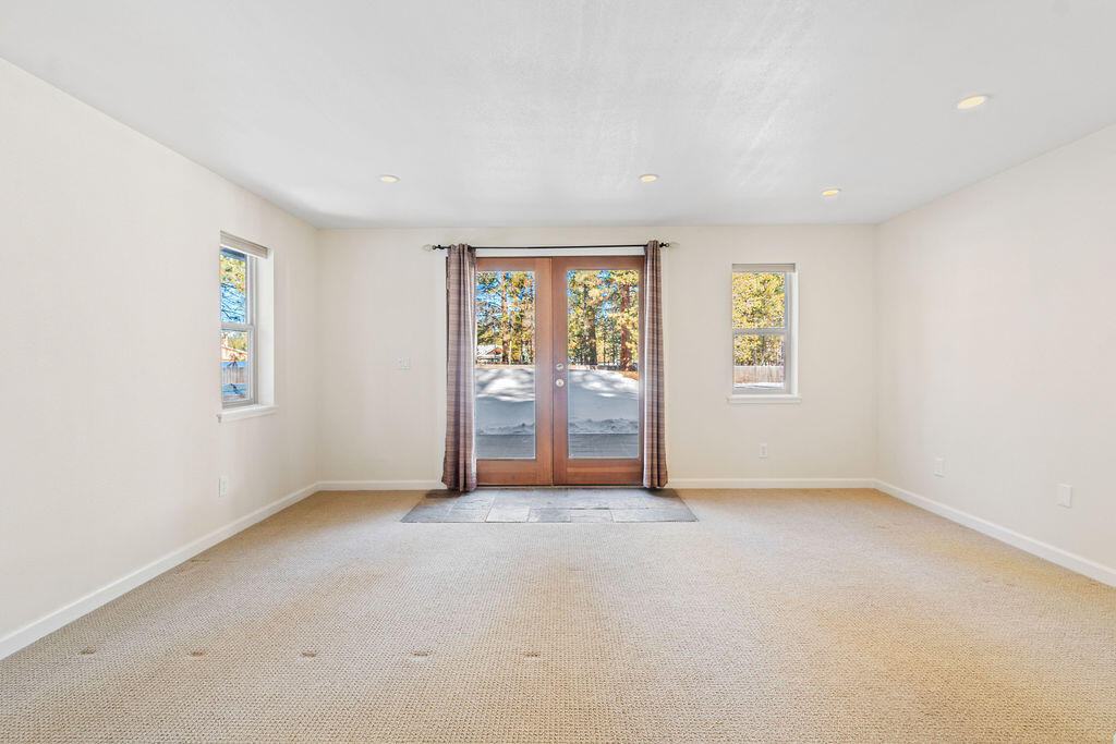 16340 Mule Deer Lane