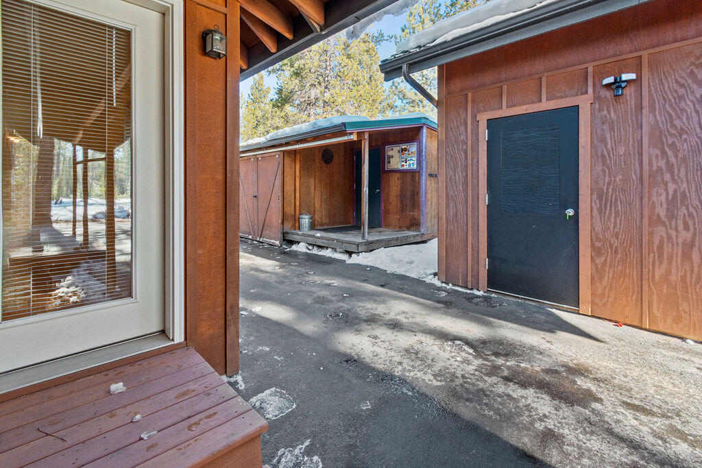 16340 Mule Deer Lane