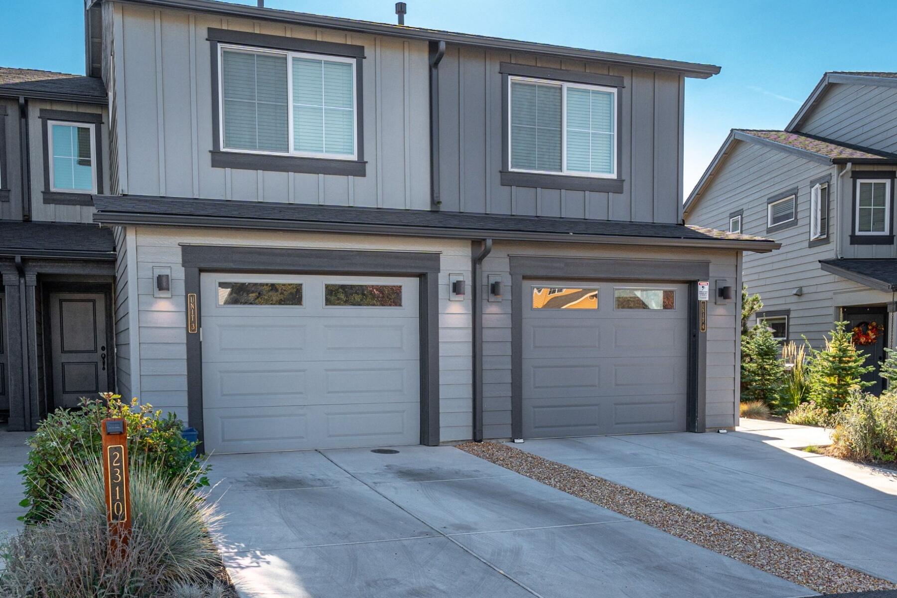 2300 NE Holliday Avenue, UNIT 1