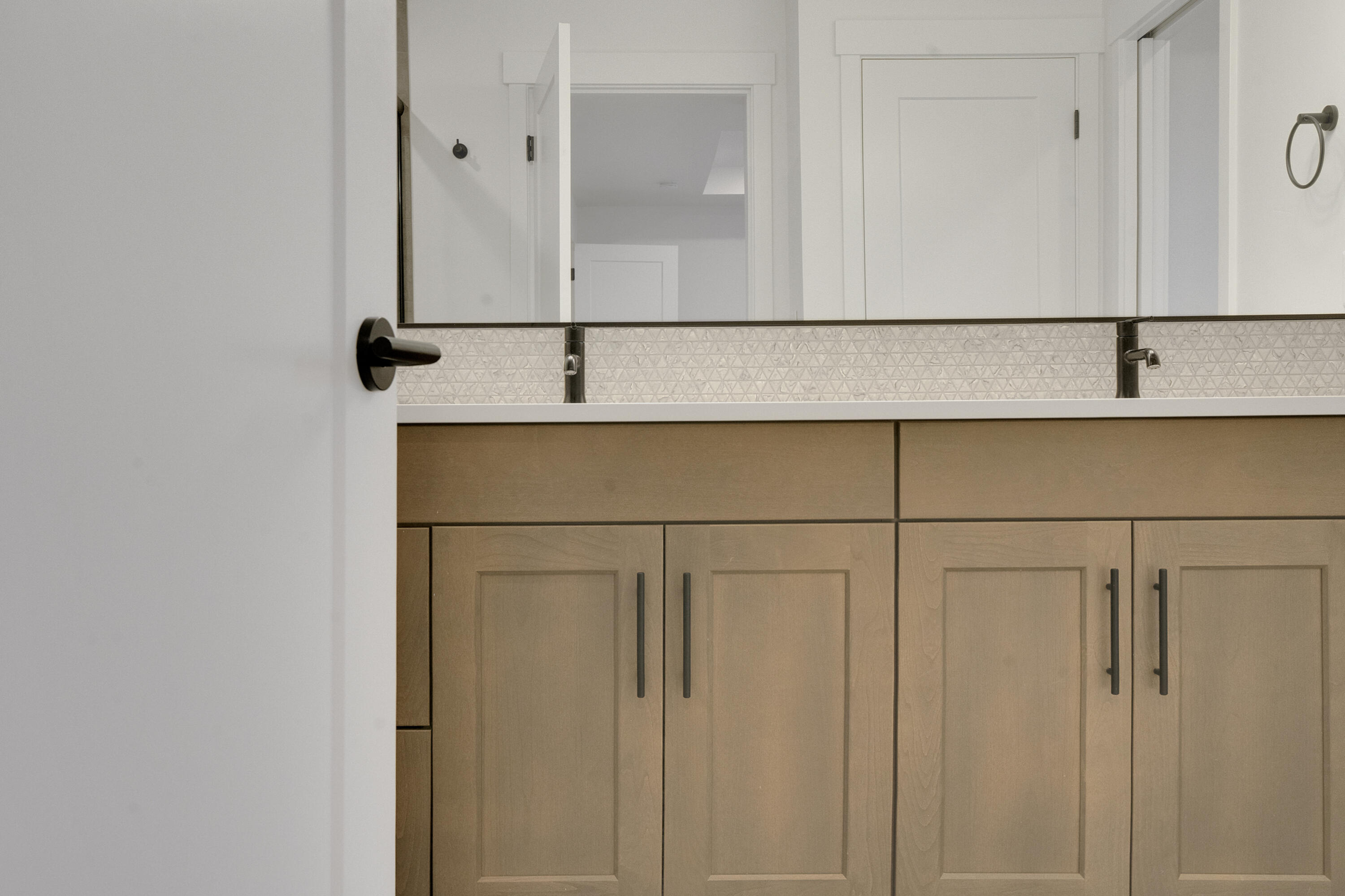 60975 SE Sydney Harbor Court