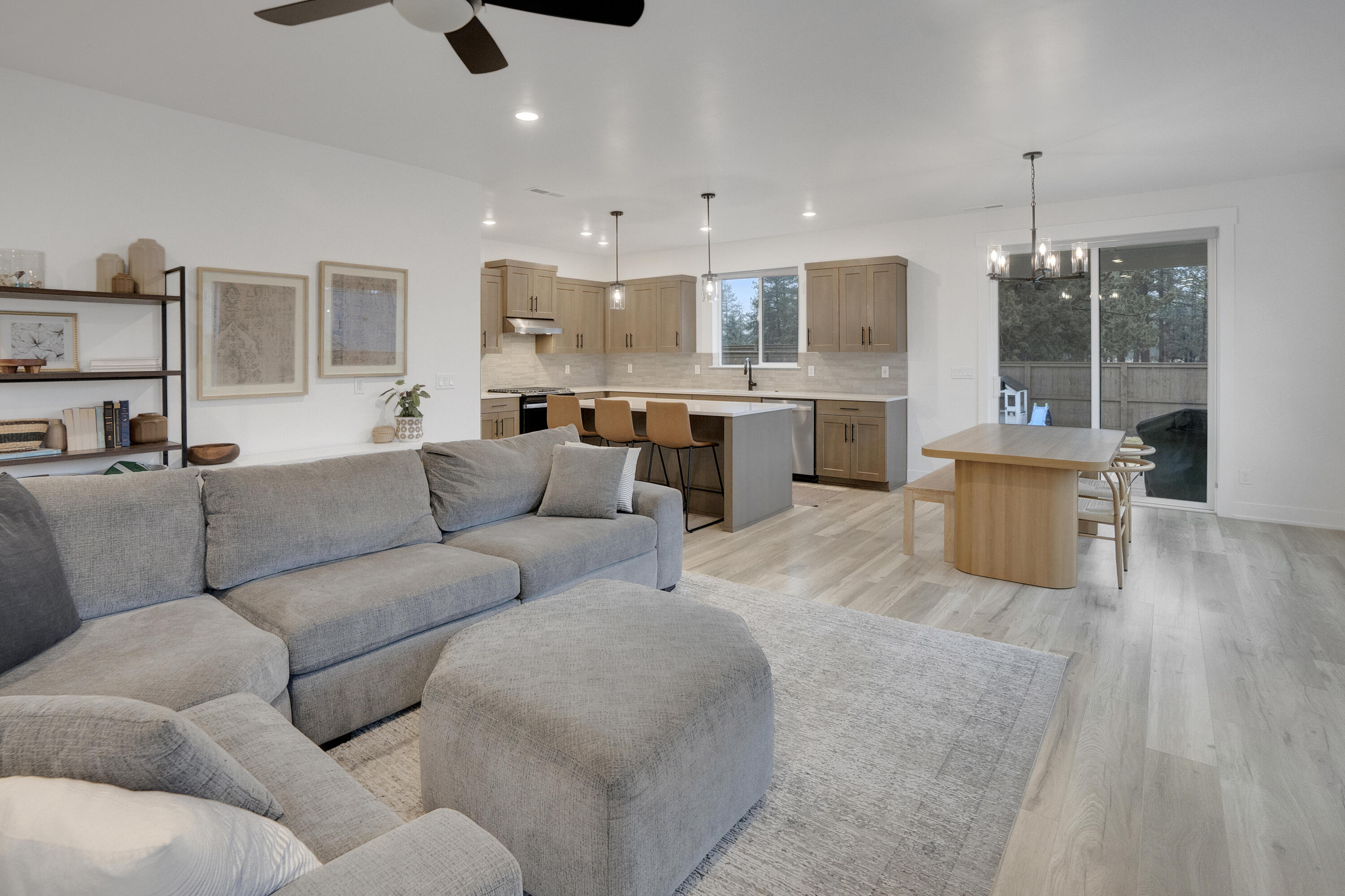 60975 SE Sydney Harbor Court