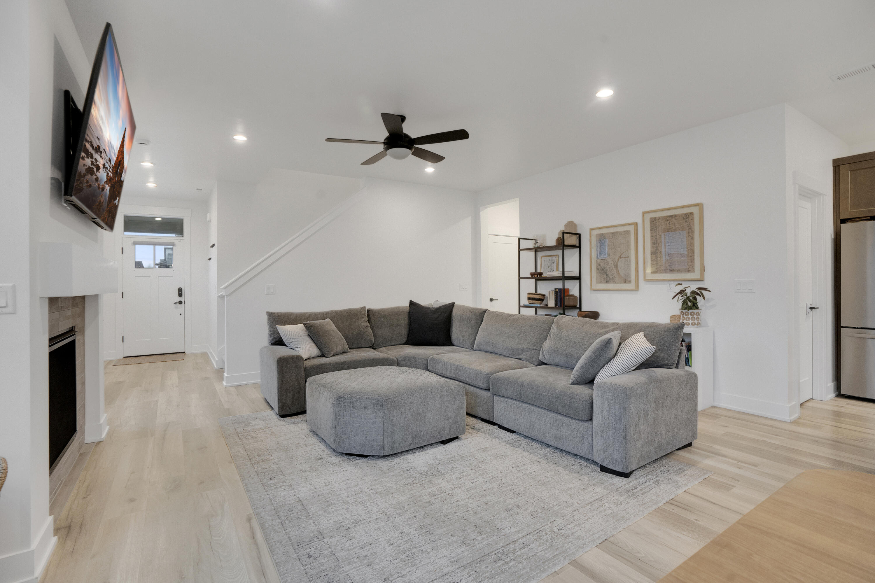 60975 SE Sydney Harbor Court