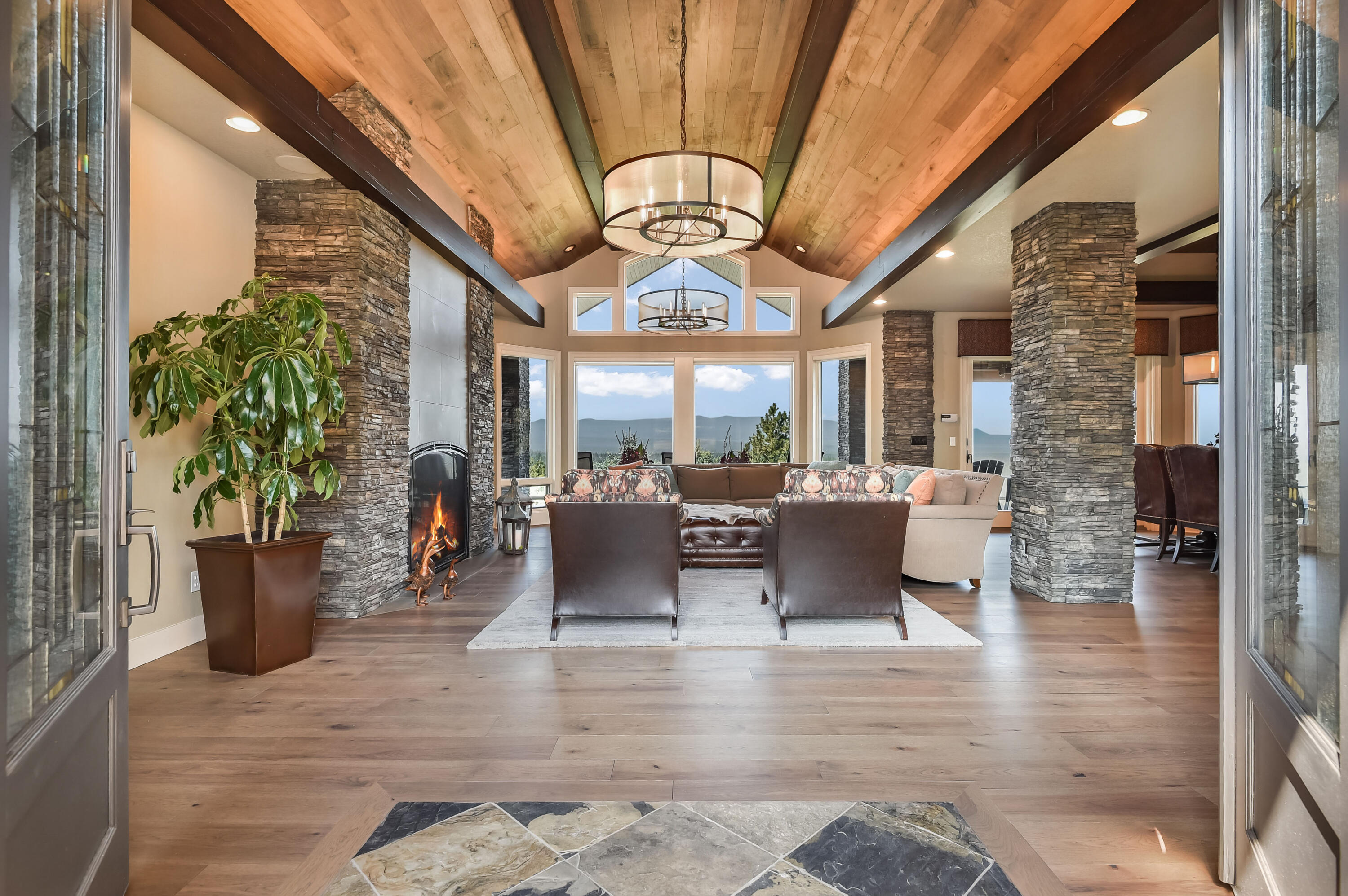 2806 NW Nightfall Circle