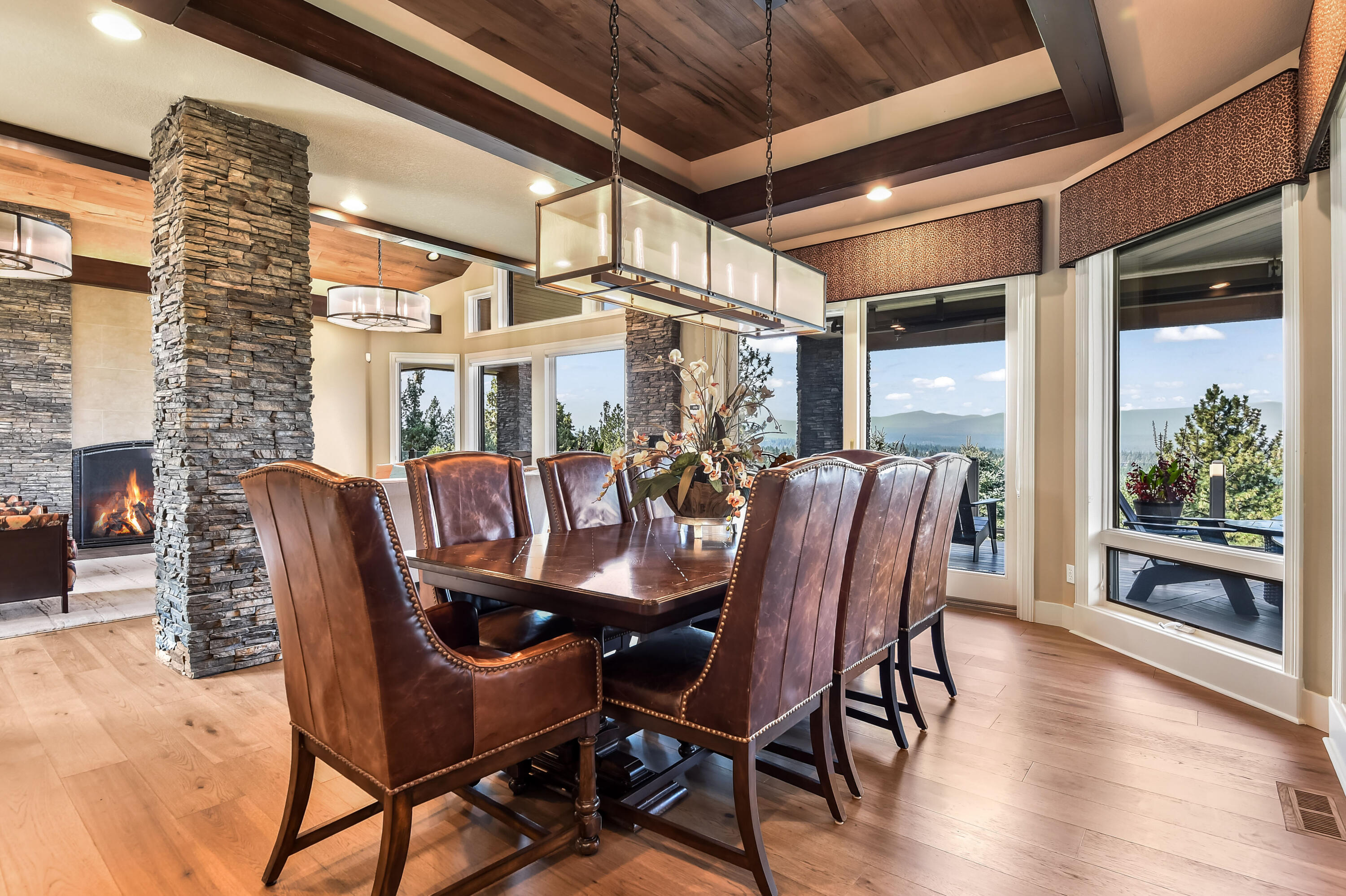 2806 NW Nightfall Circle