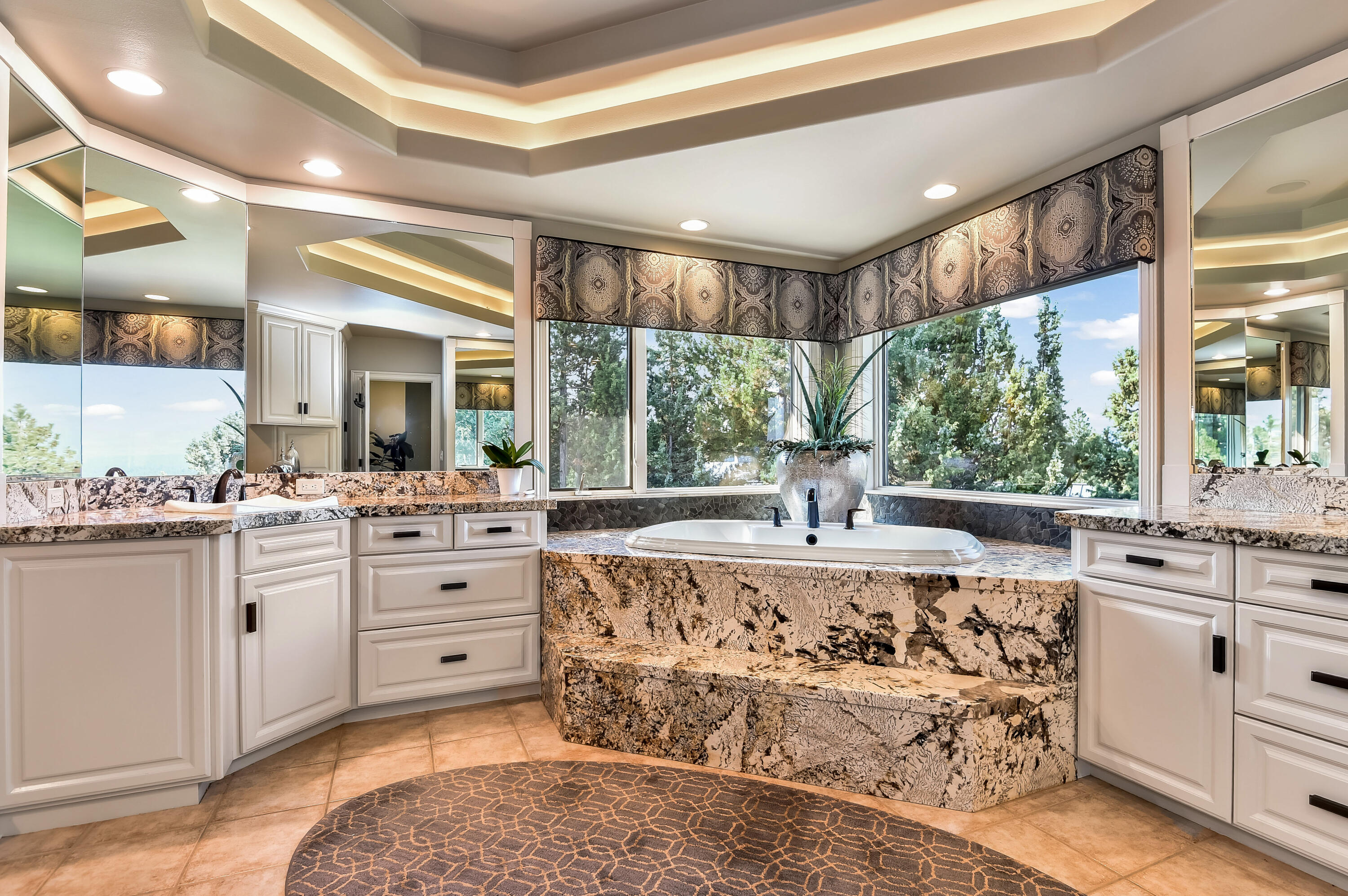 2806 NW Nightfall Circle