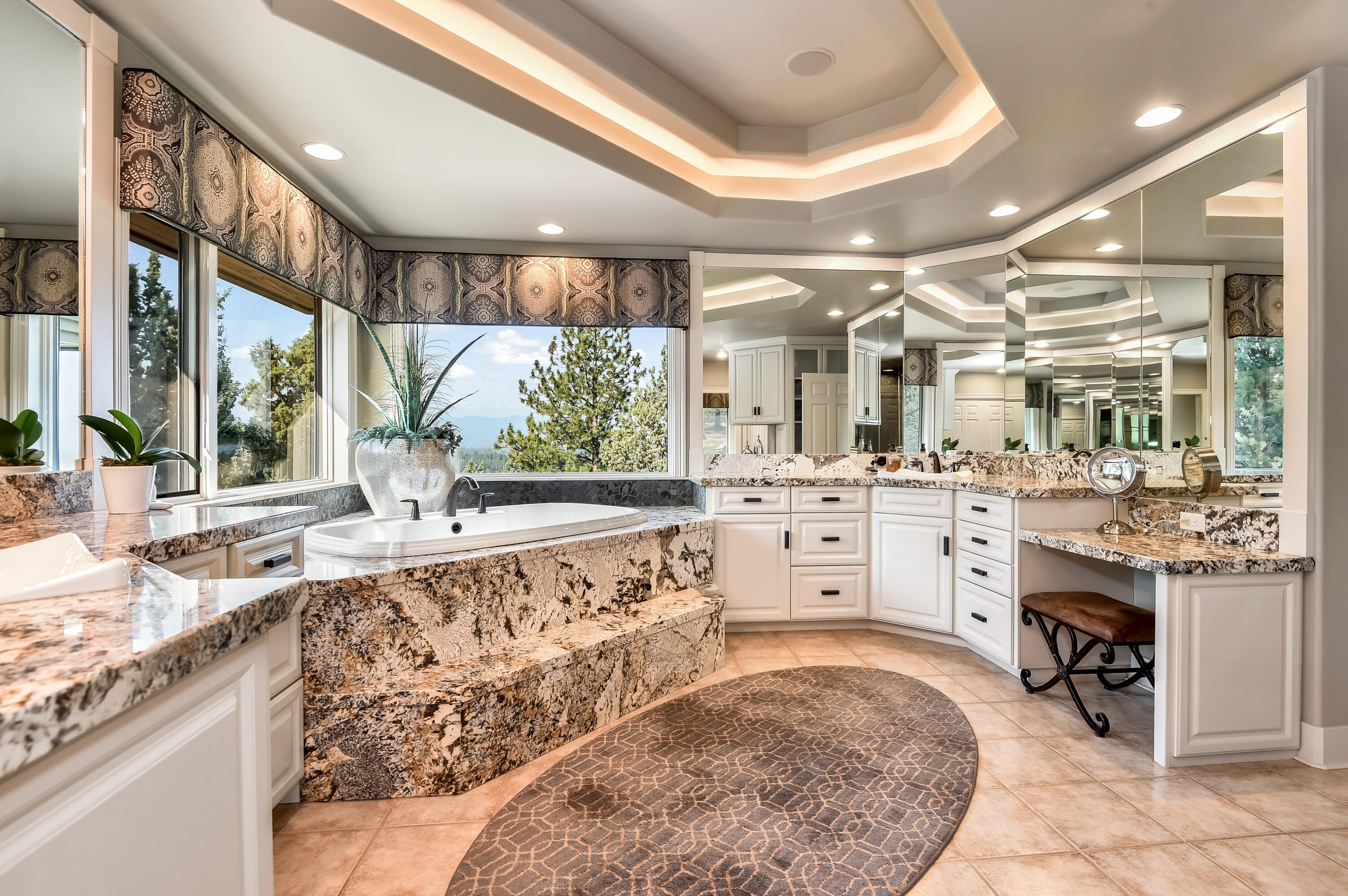 2806 NW Nightfall Circle