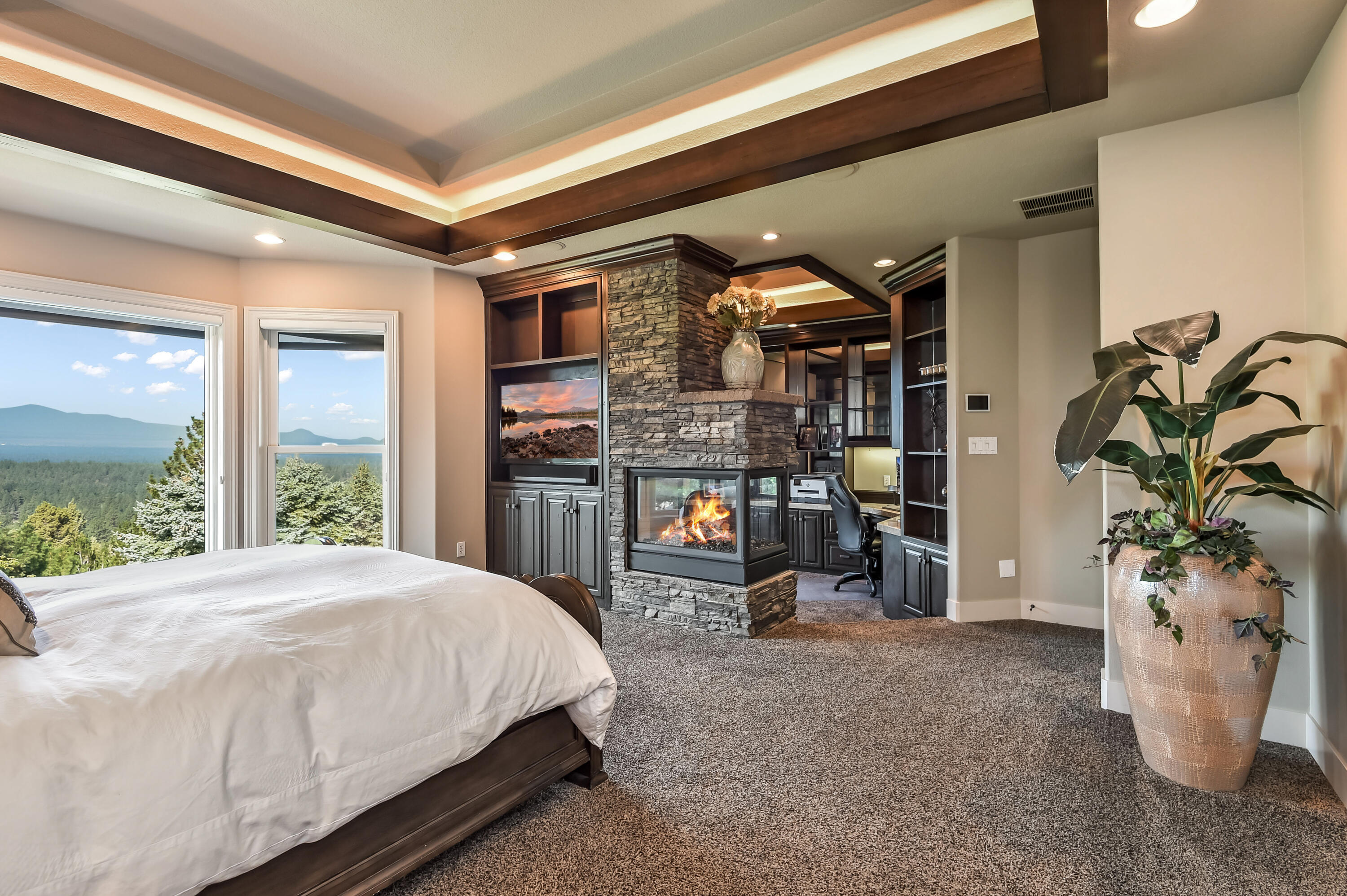 2806 NW Nightfall Circle