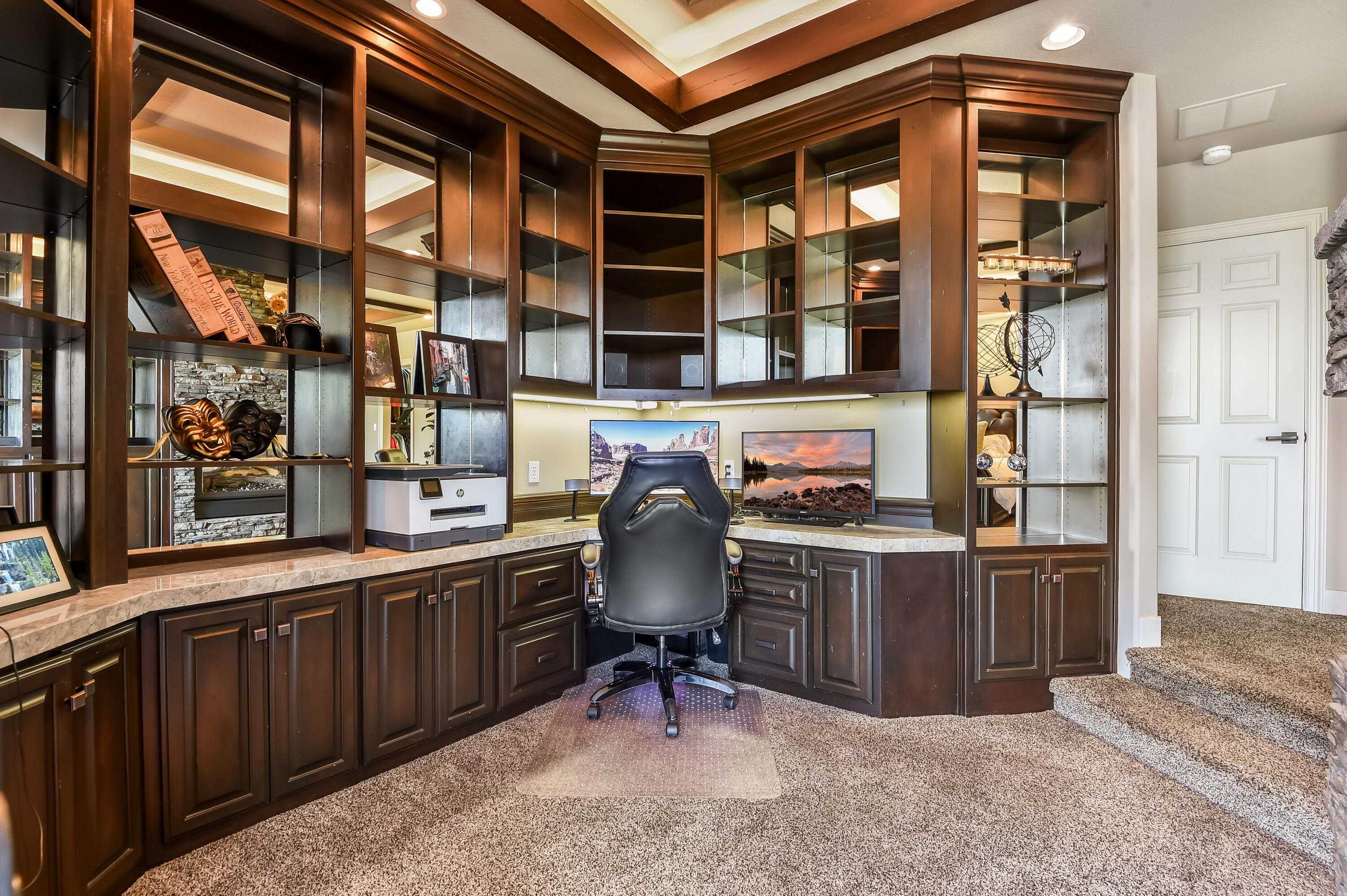 2806 NW Nightfall Circle