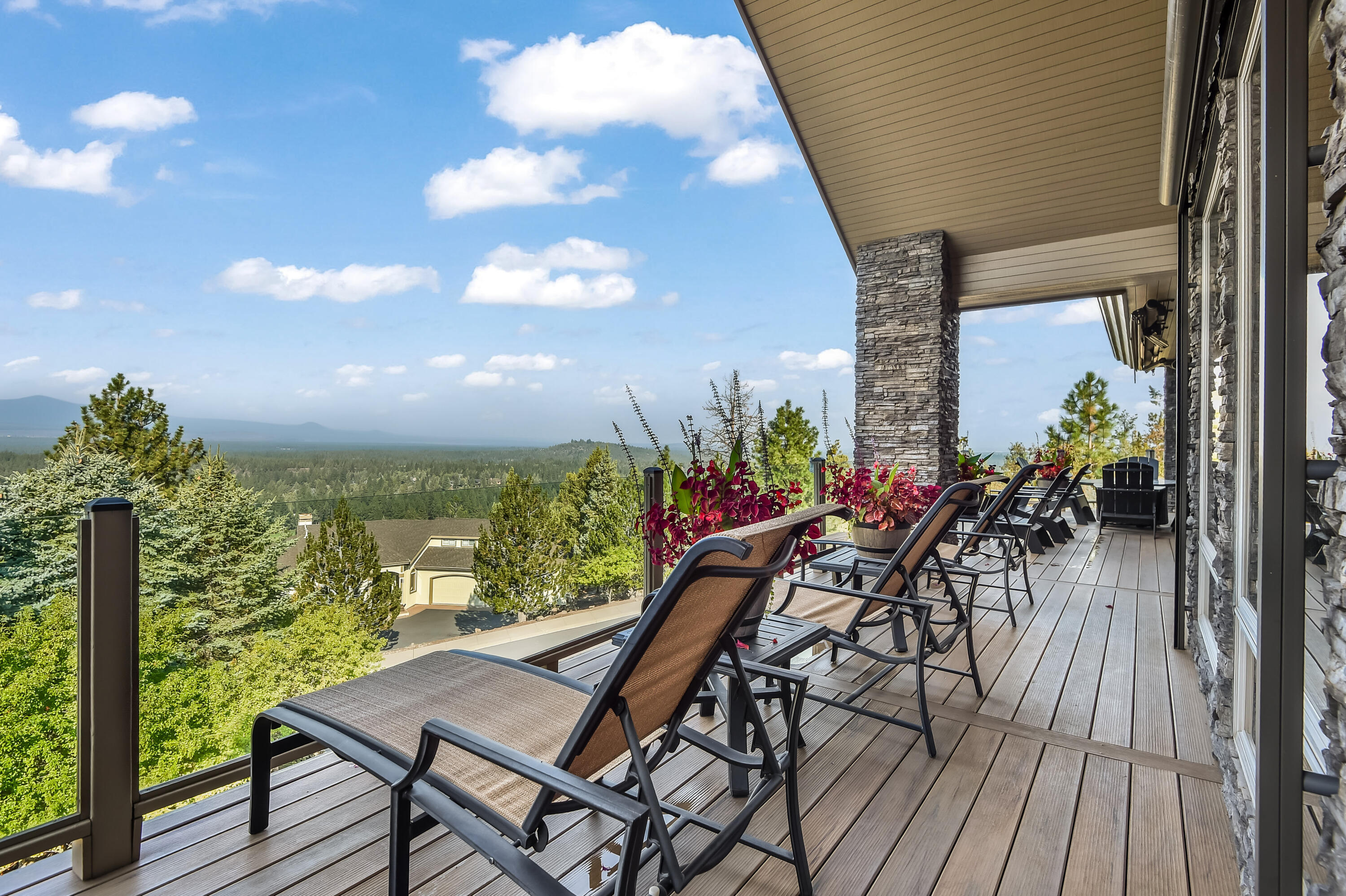 2806 NW Nightfall Circle