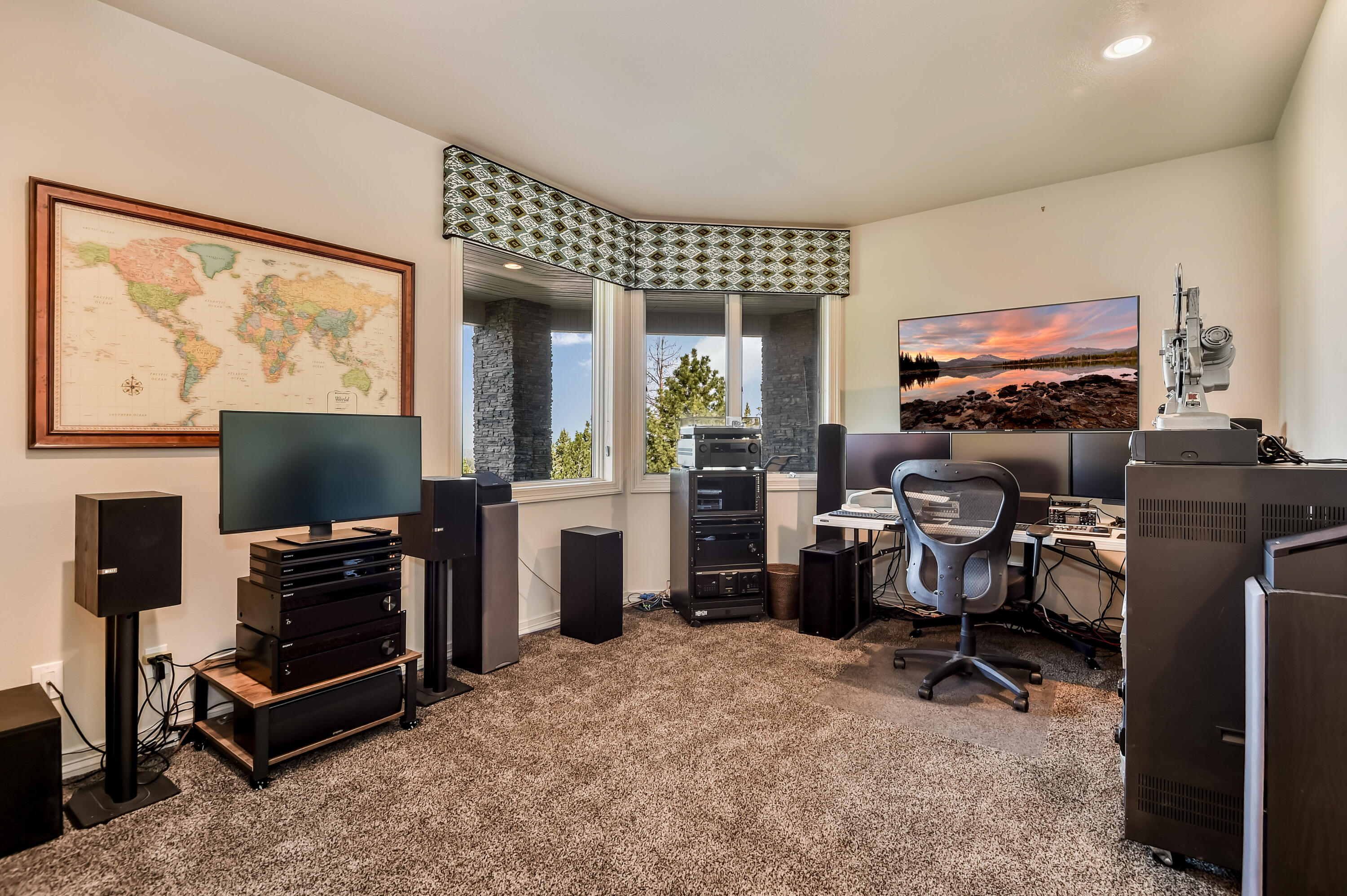 2806 NW Nightfall Circle