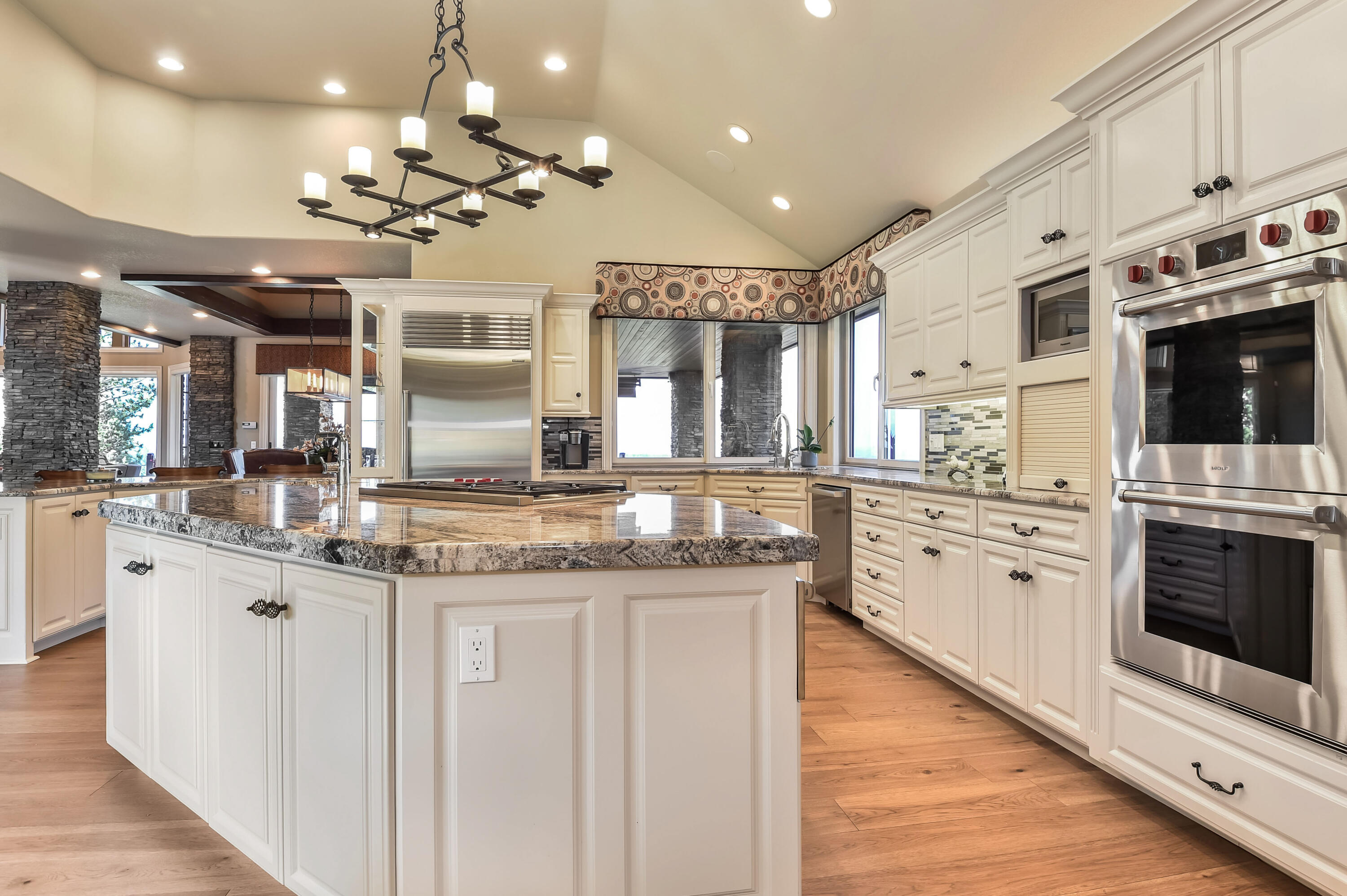 2806 NW Nightfall Circle