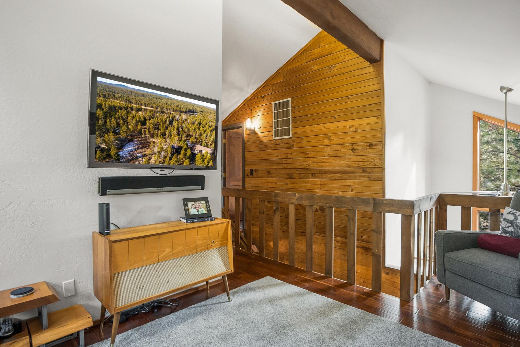 17704 Plover Lane, 16