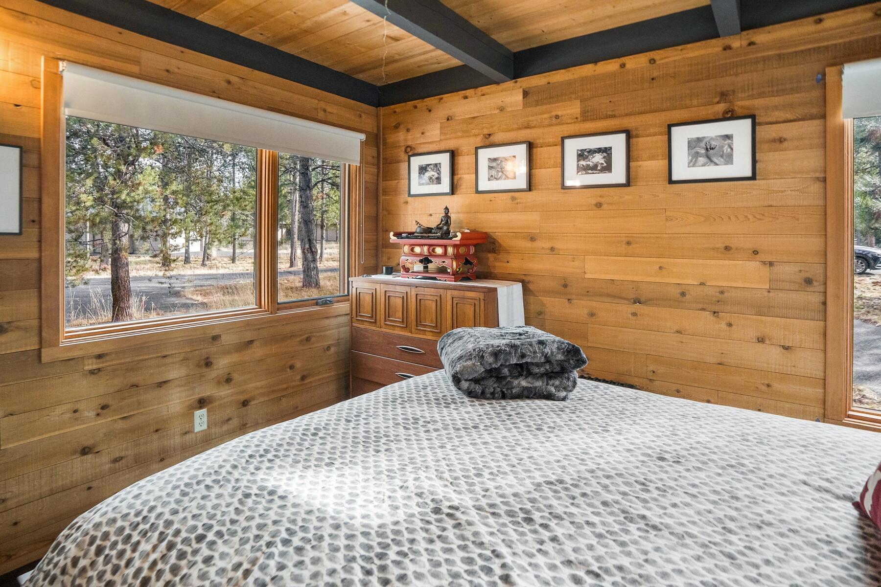 17704 Plover Lane, 16