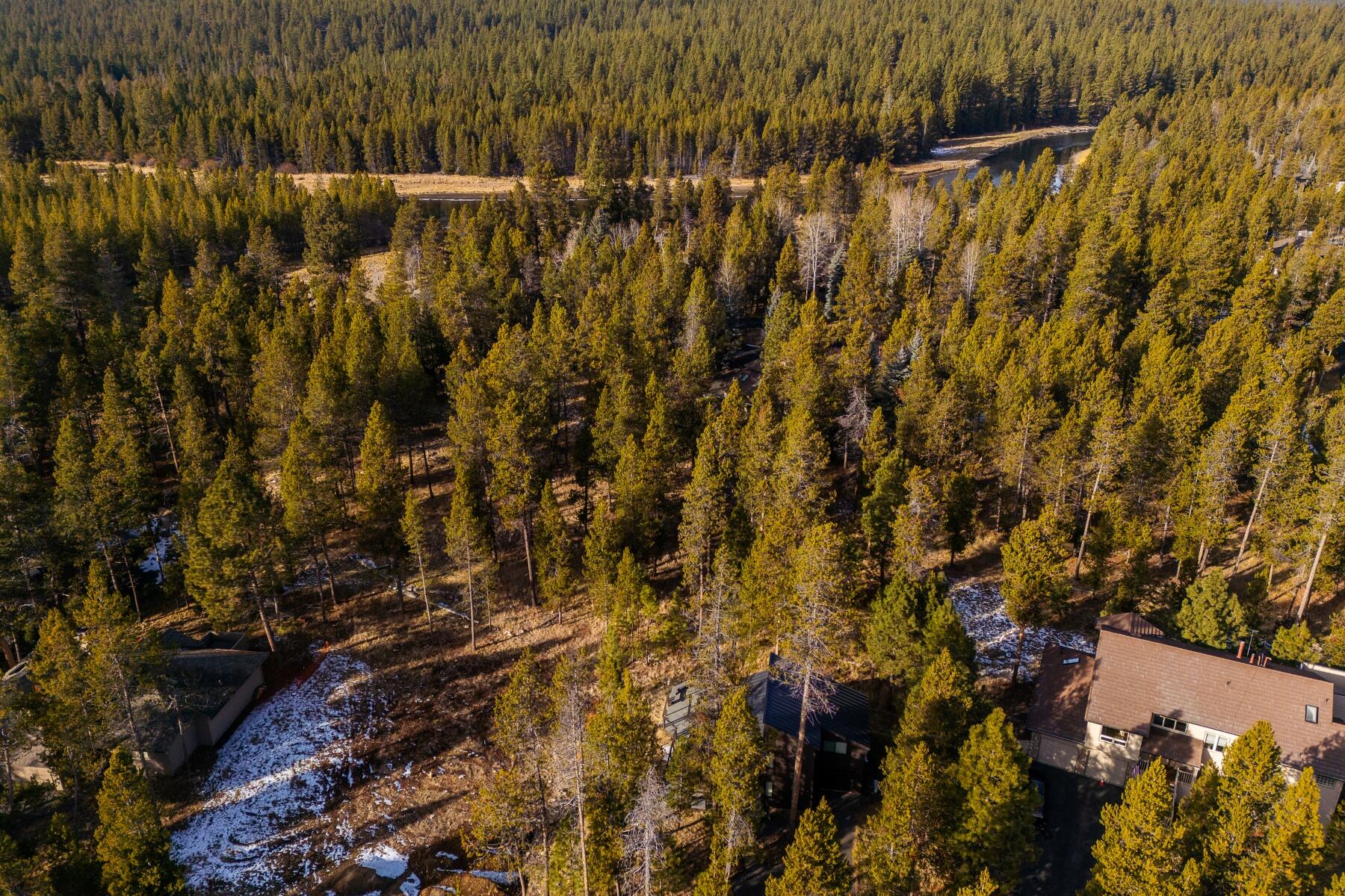 17704 Plover Lane, 16