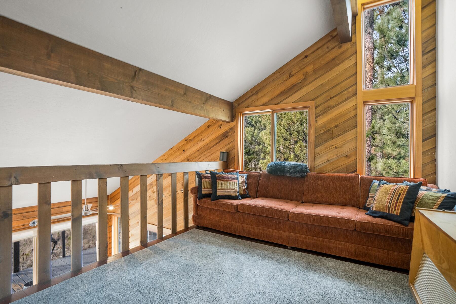 17704 Plover Lane, 16