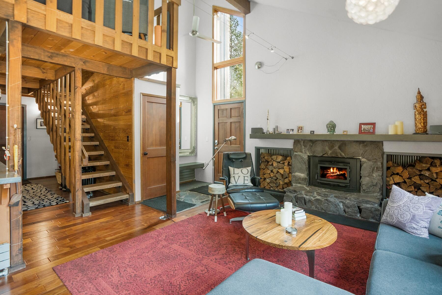 17704 Plover Lane, 16