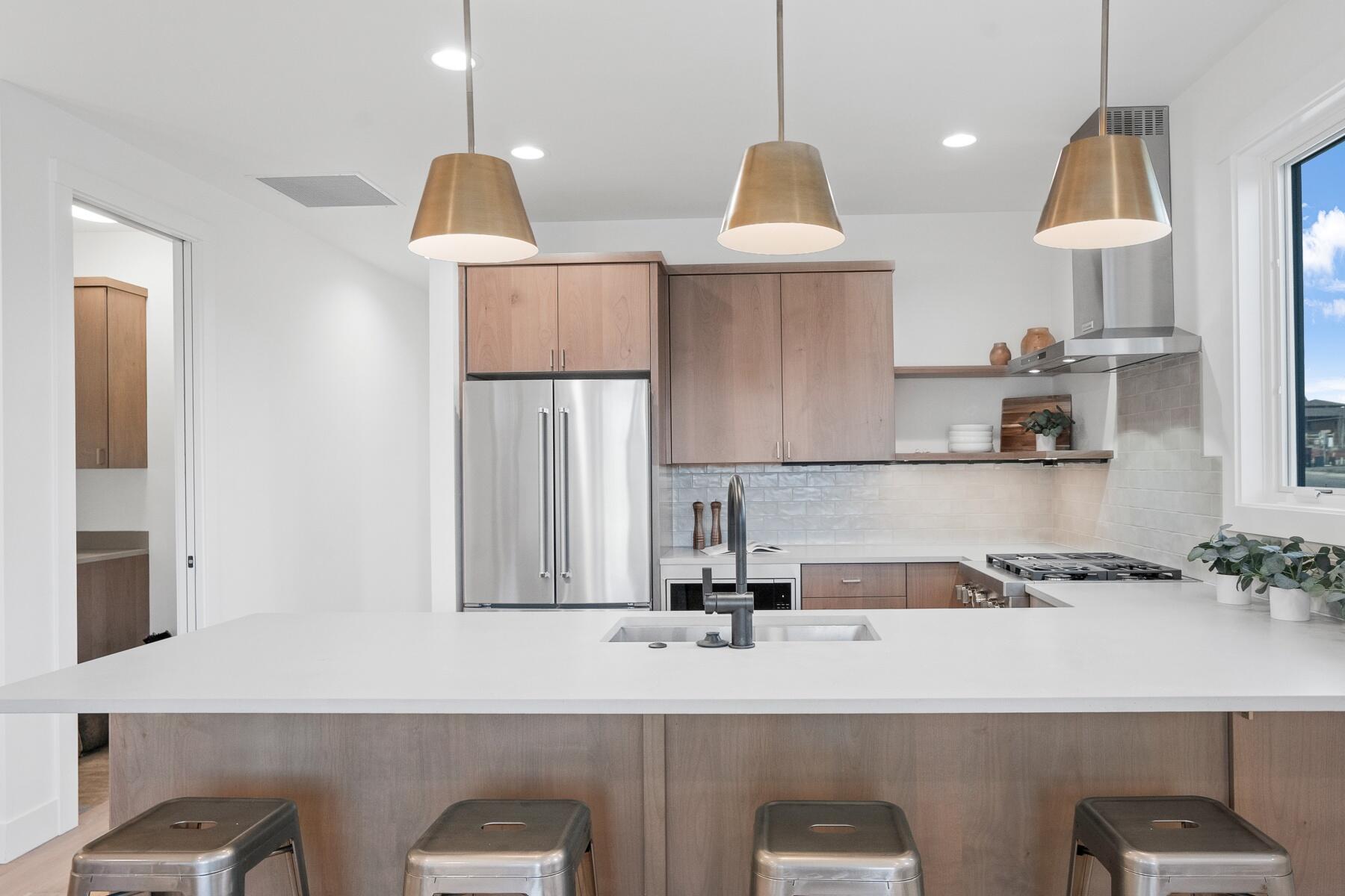 61297 McRoberts Lane, 33