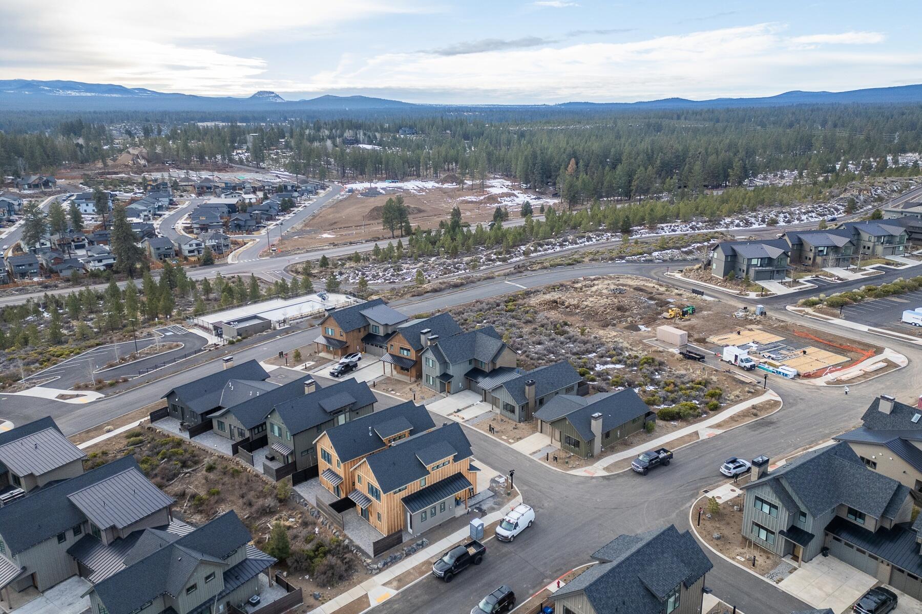 61297 McRoberts Lane, 33