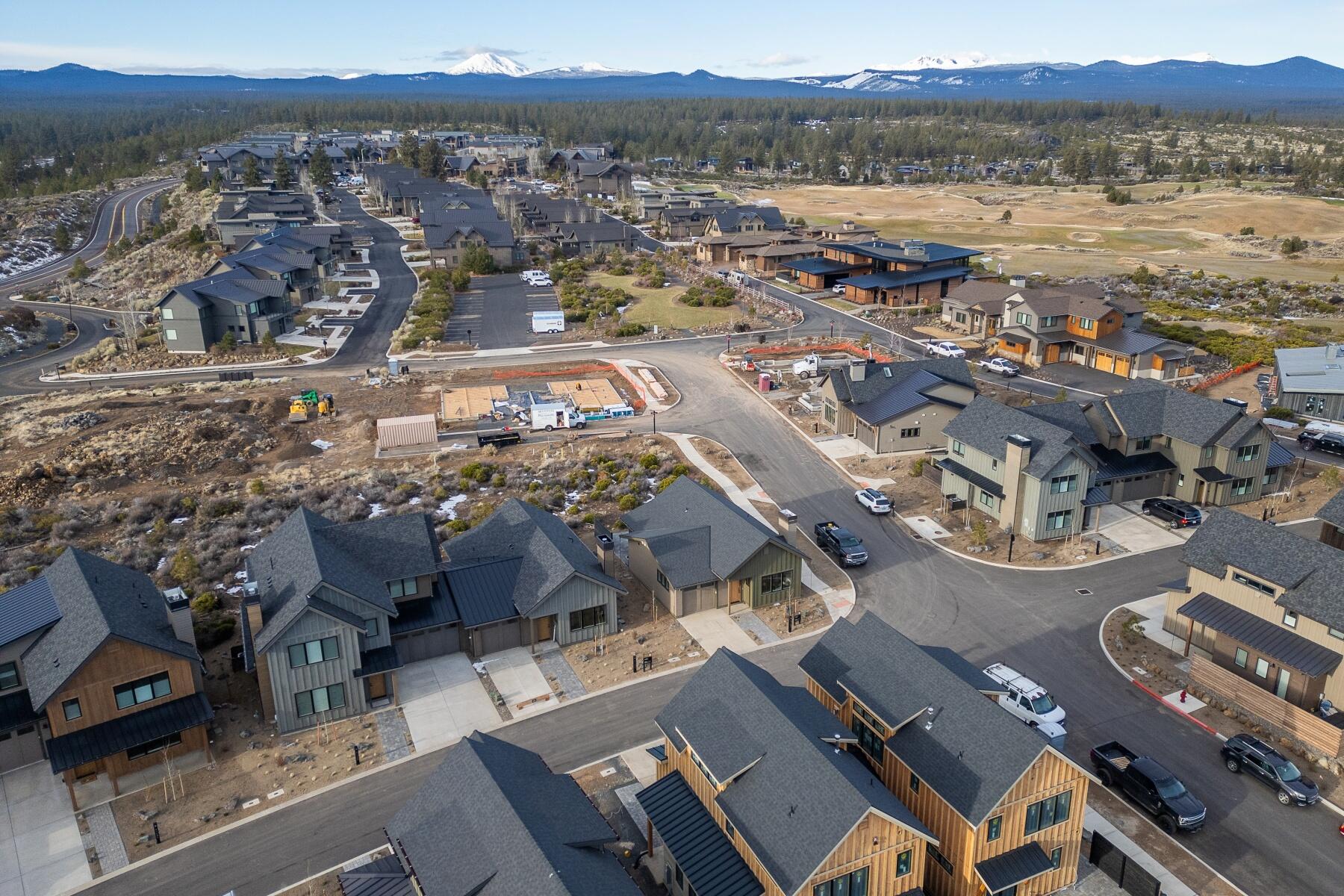 61297 McRoberts Lane, 33