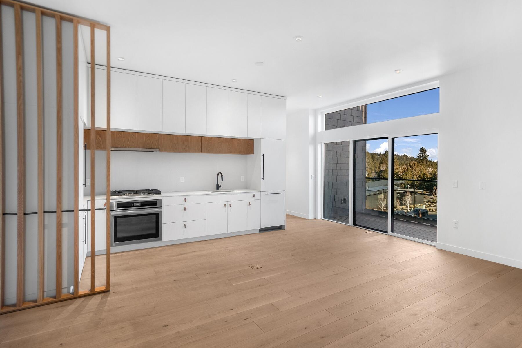 2745 NW Ordway Avenue, 312