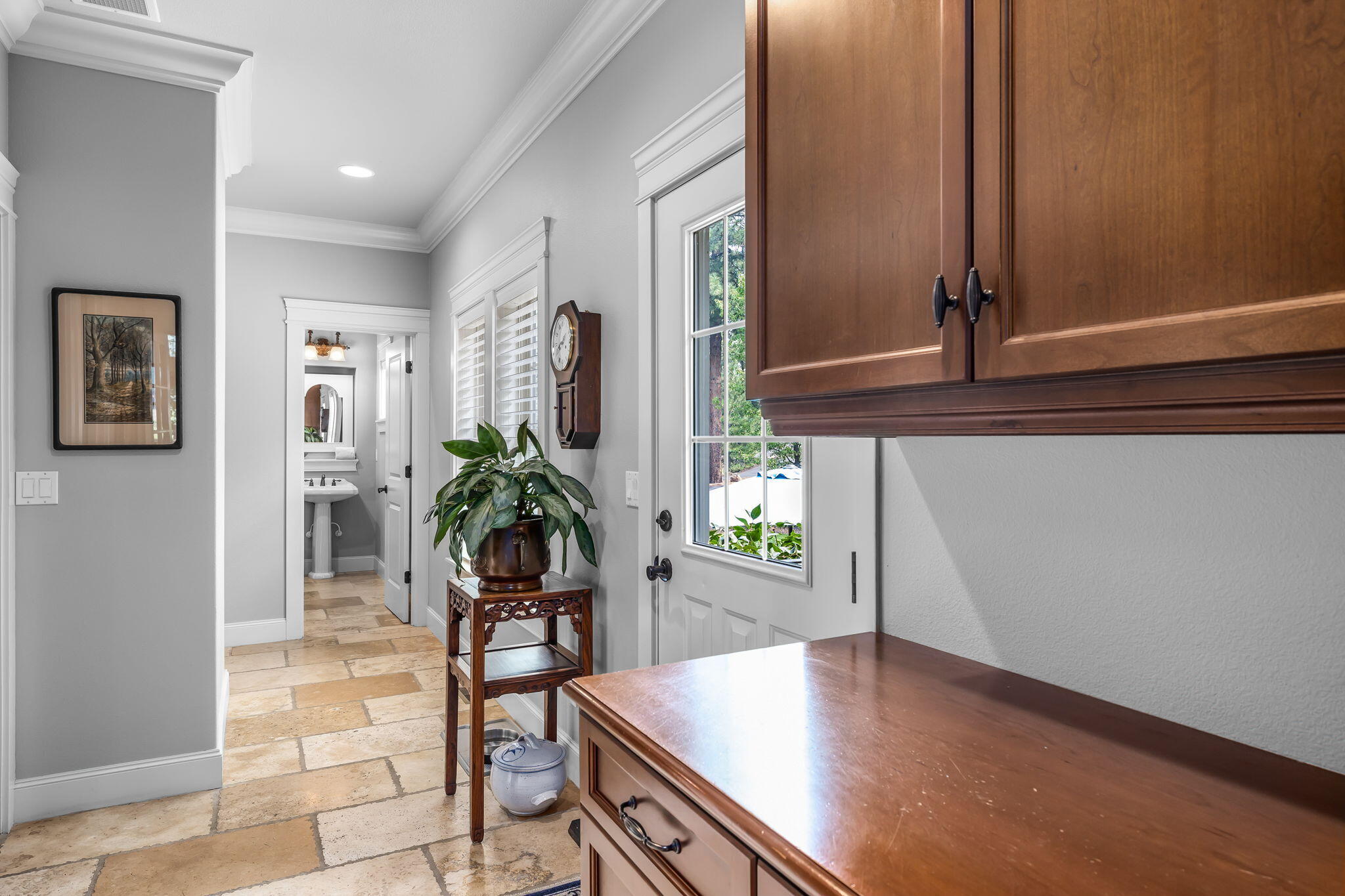 61305 Tam McArthur Loop