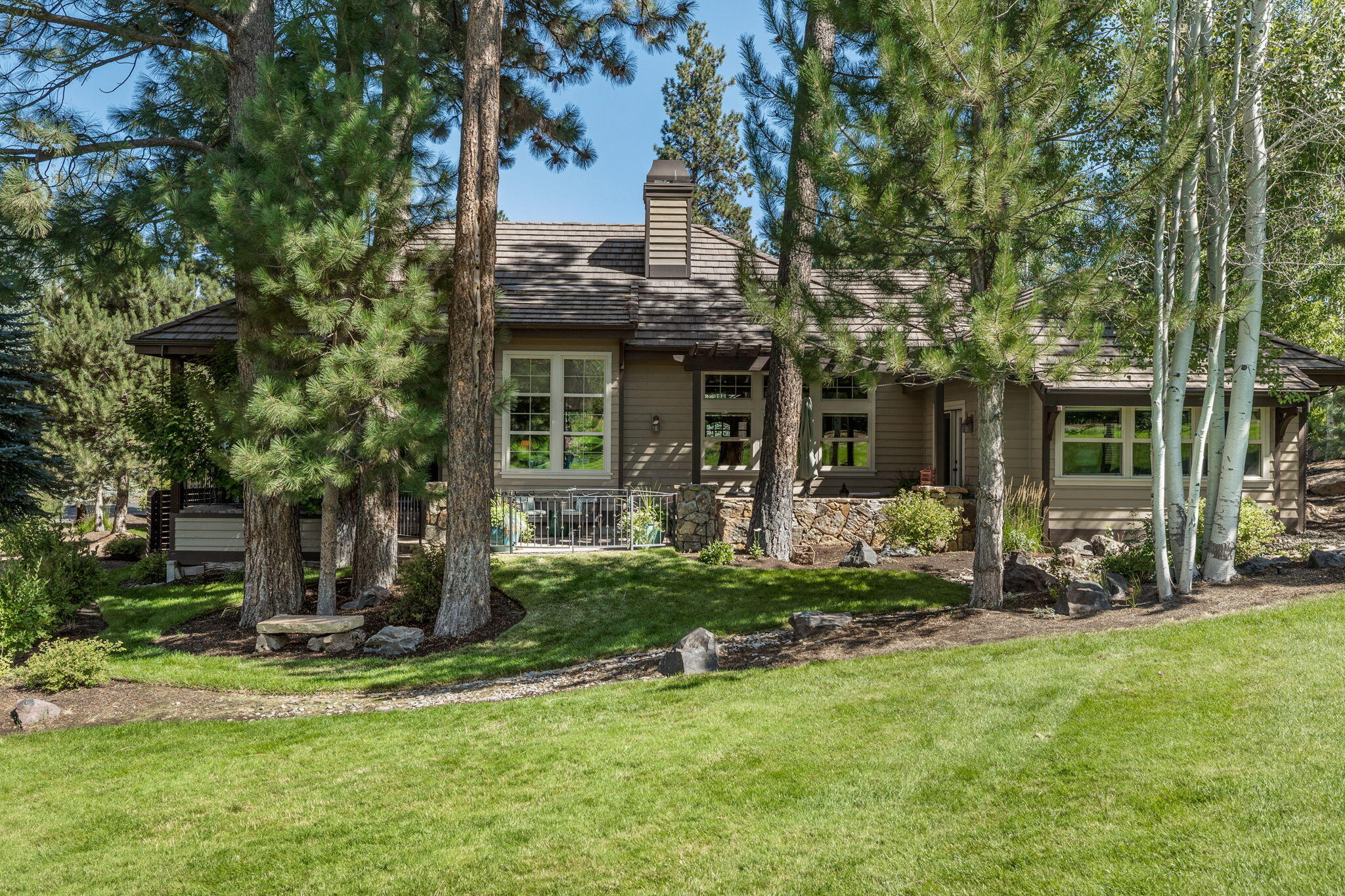 61305 Tam McArthur Loop