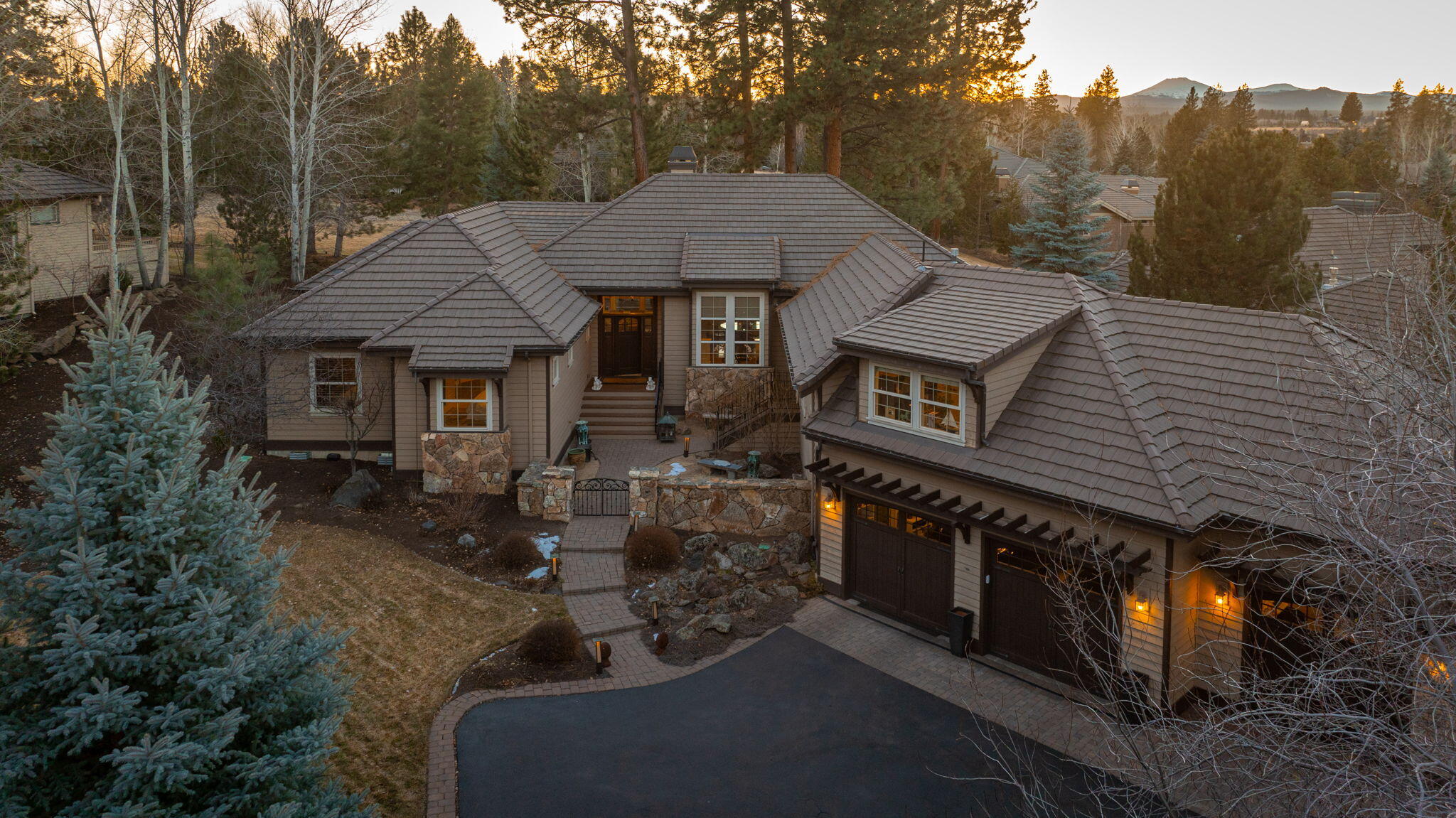 61305 Tam McArthur Loop