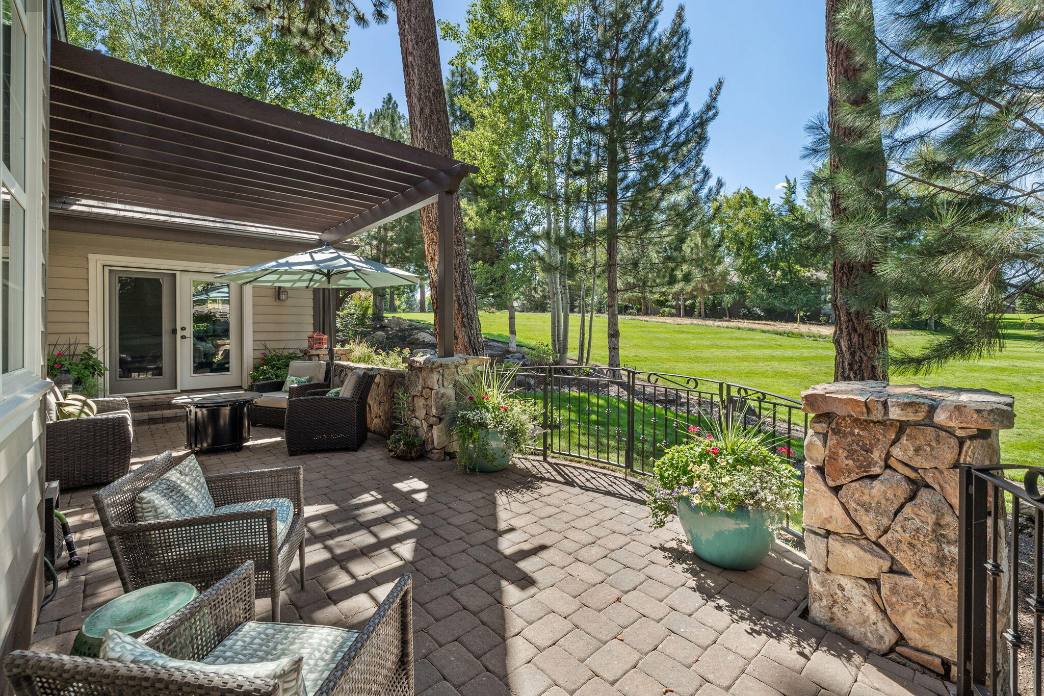 61305 Tam McArthur Loop